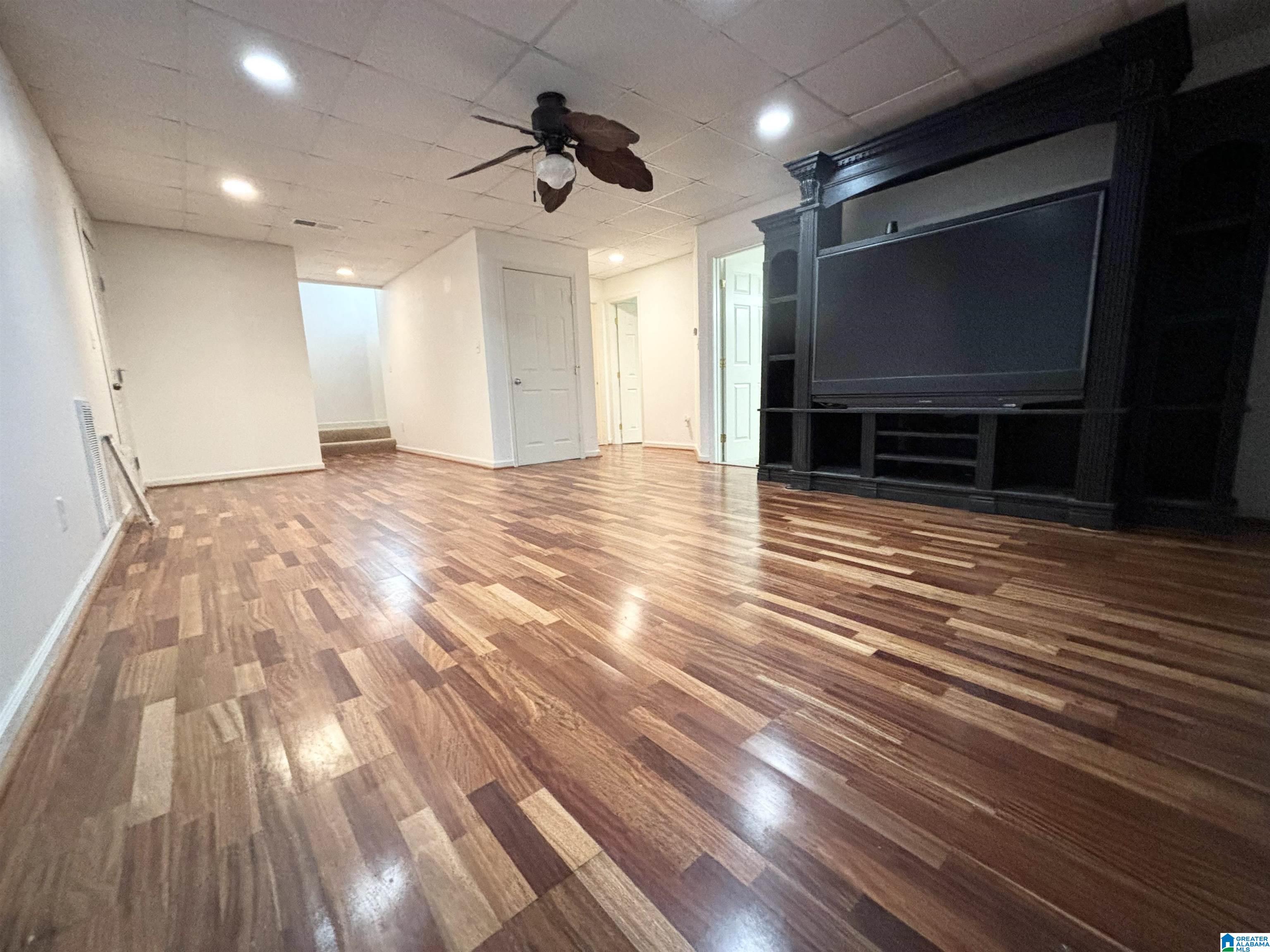 601 EMERALD TRACE