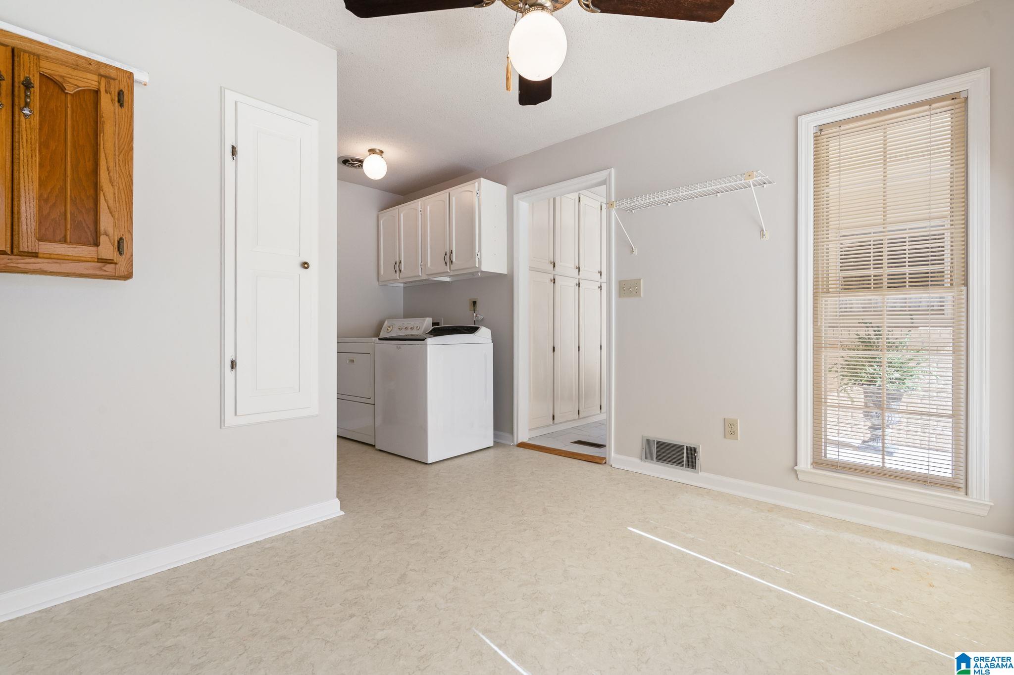 3525 MEADOW BROOK CIRCLE