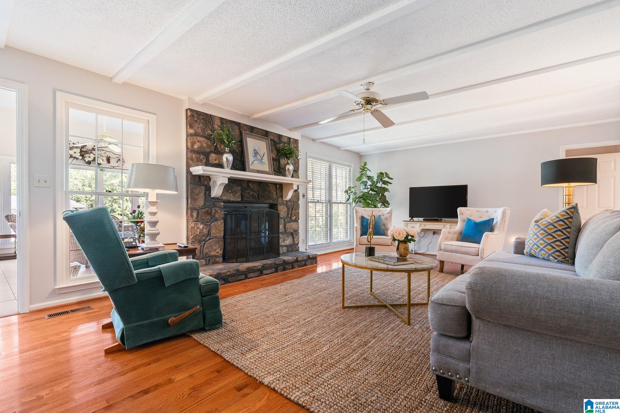 3525 MEADOW BROOK CIRCLE