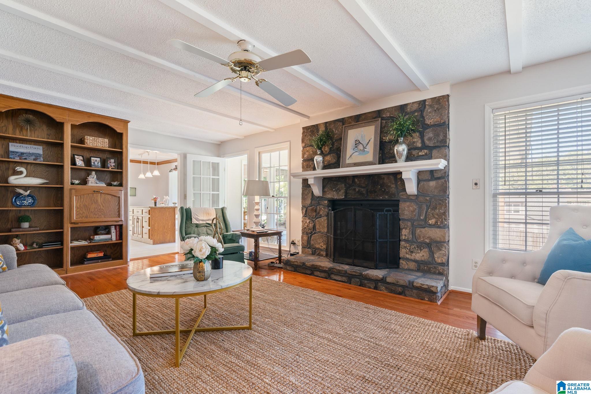 3525 MEADOW BROOK CIRCLE