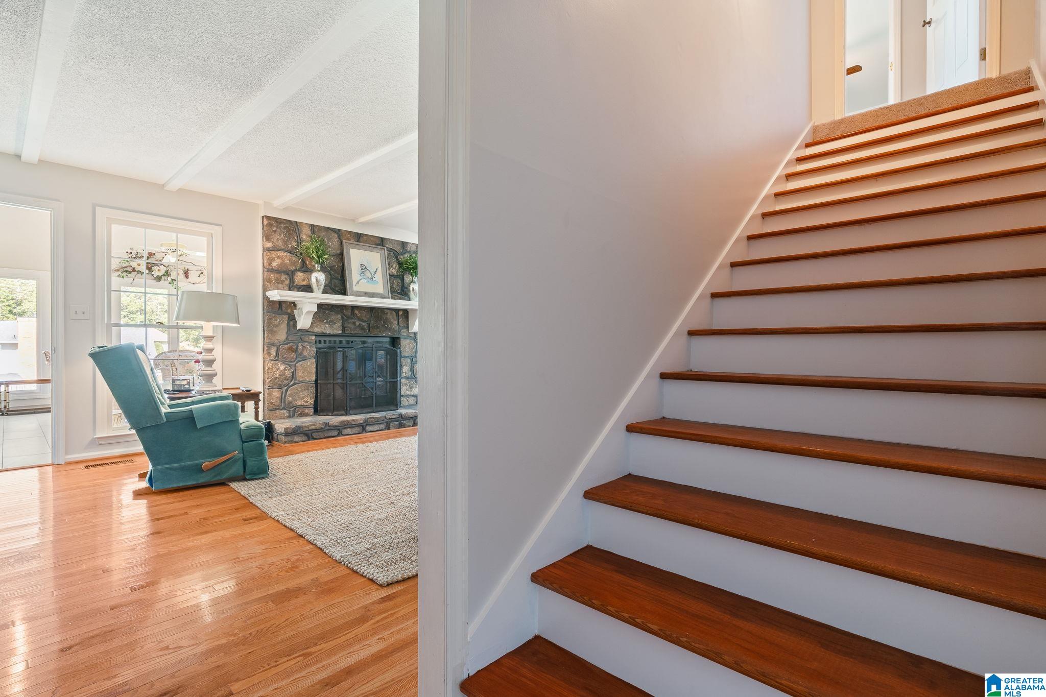 3525 MEADOW BROOK CIRCLE