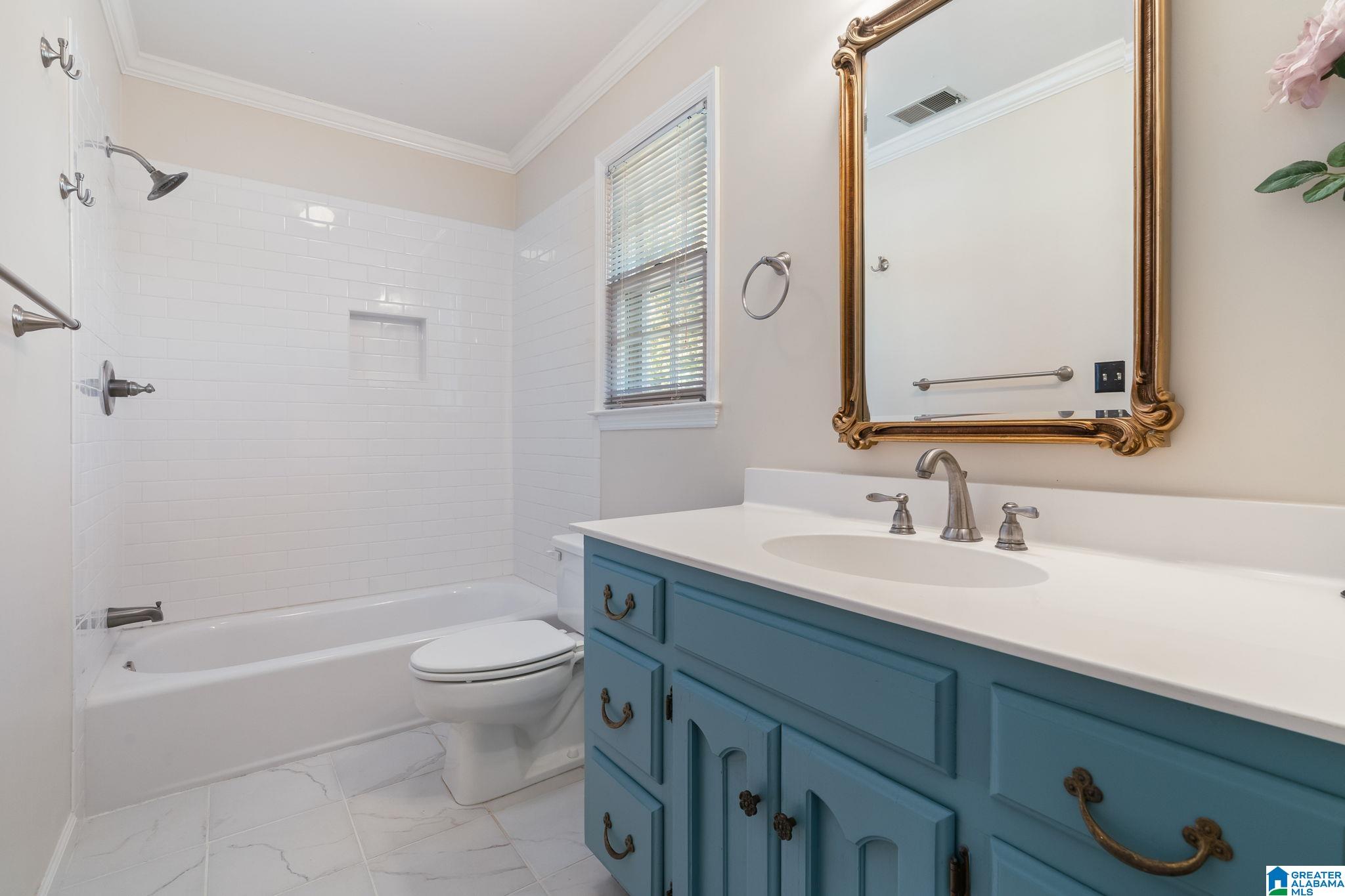 3525 MEADOW BROOK CIRCLE