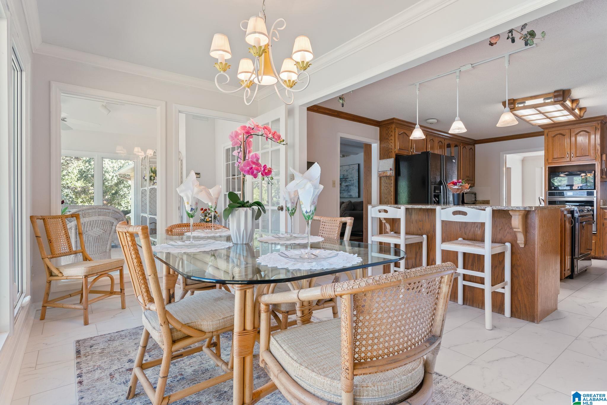 3525 MEADOW BROOK CIRCLE