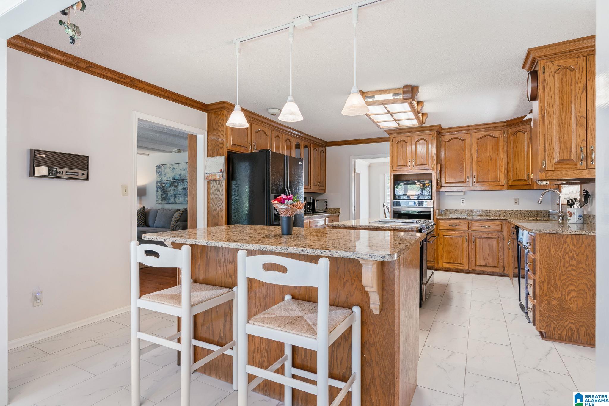 3525 MEADOW BROOK CIRCLE