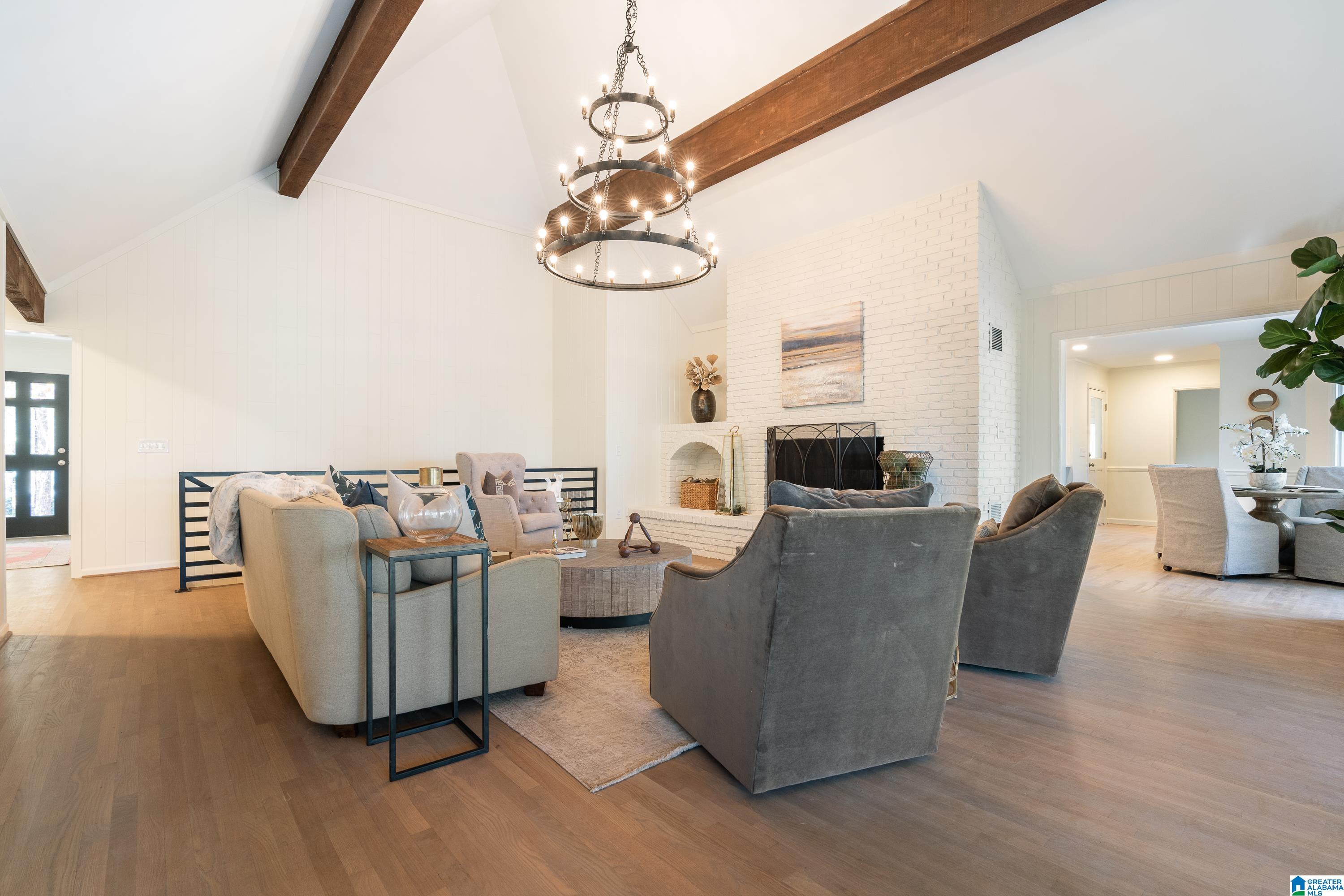 1501 VERDURE COVE