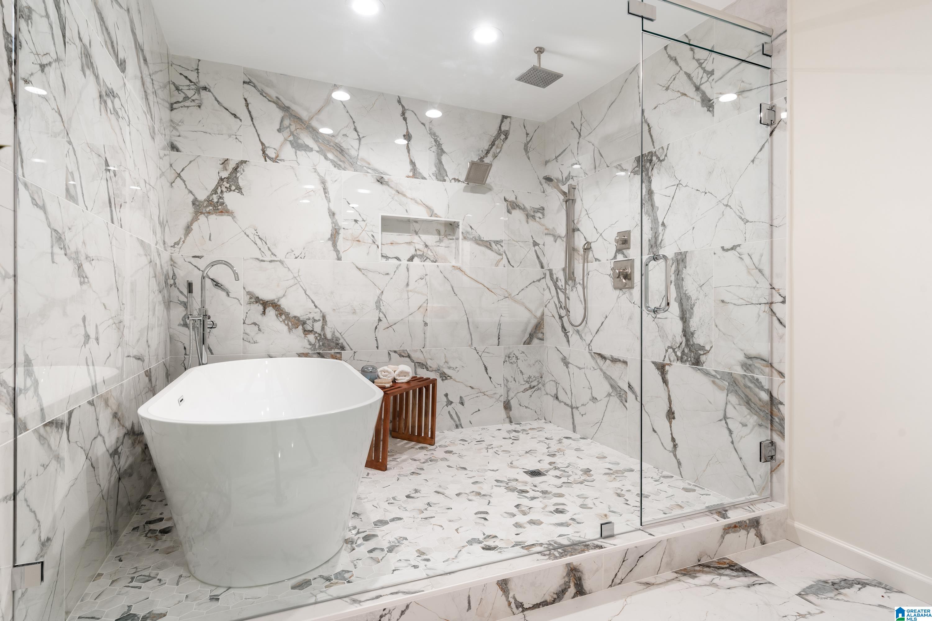 1501 VERDURE COVE