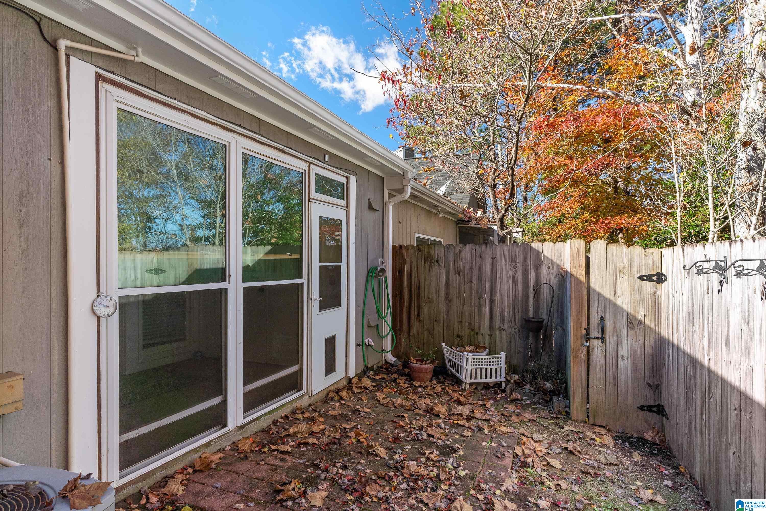 5512 WHISPERWOOD LANE