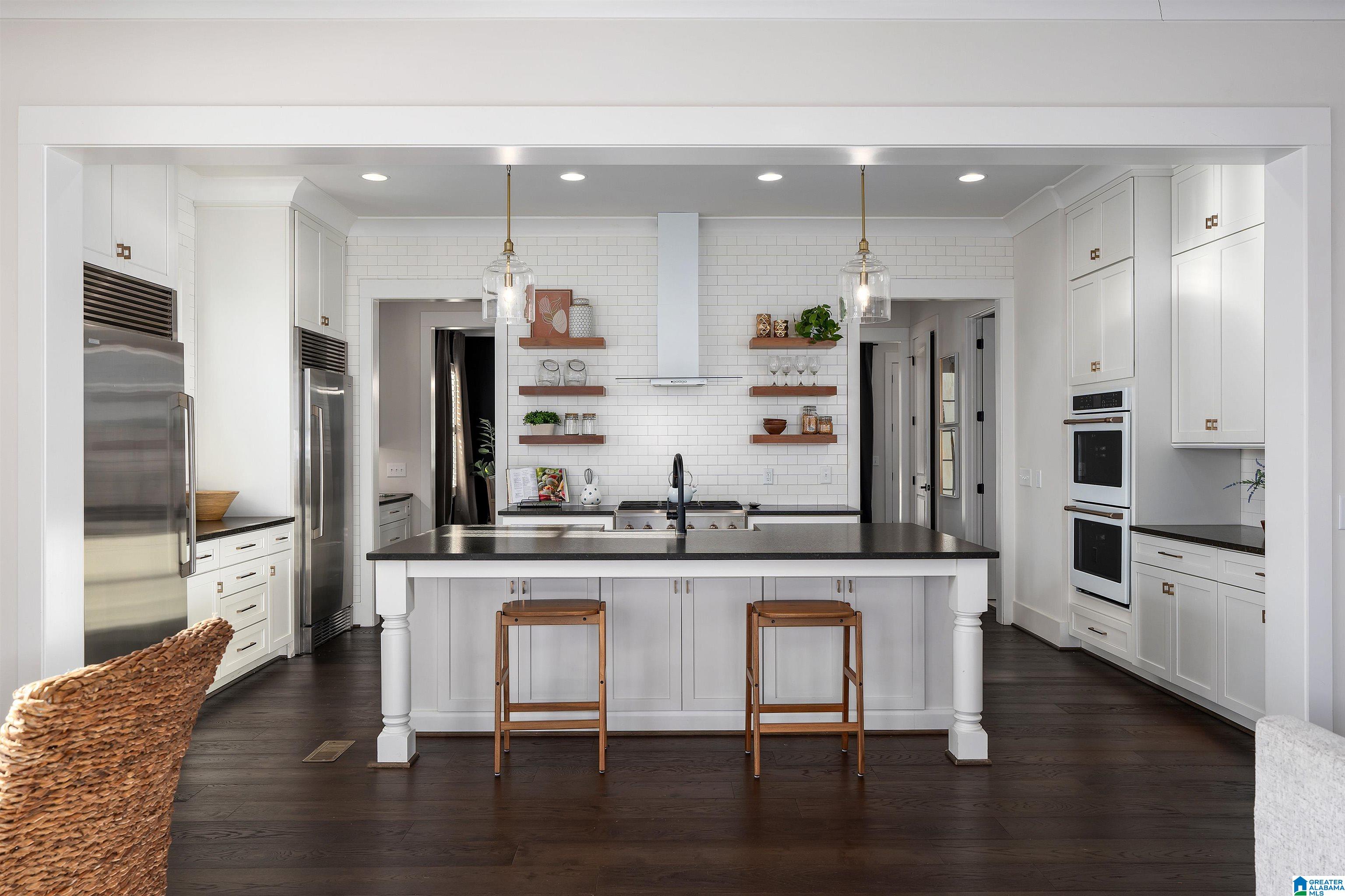 581 RESTORATION DRIVE