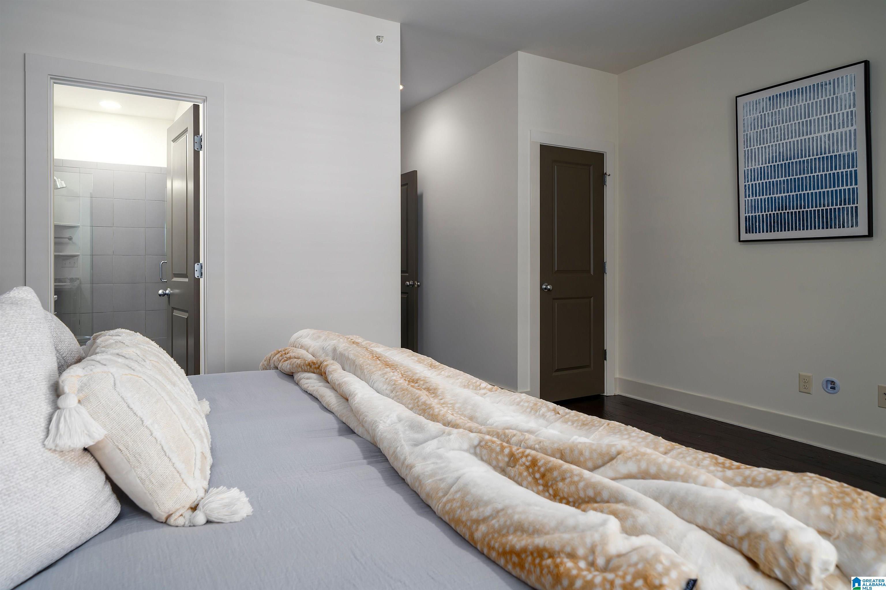 1310 BARRISTERS COURT 1310