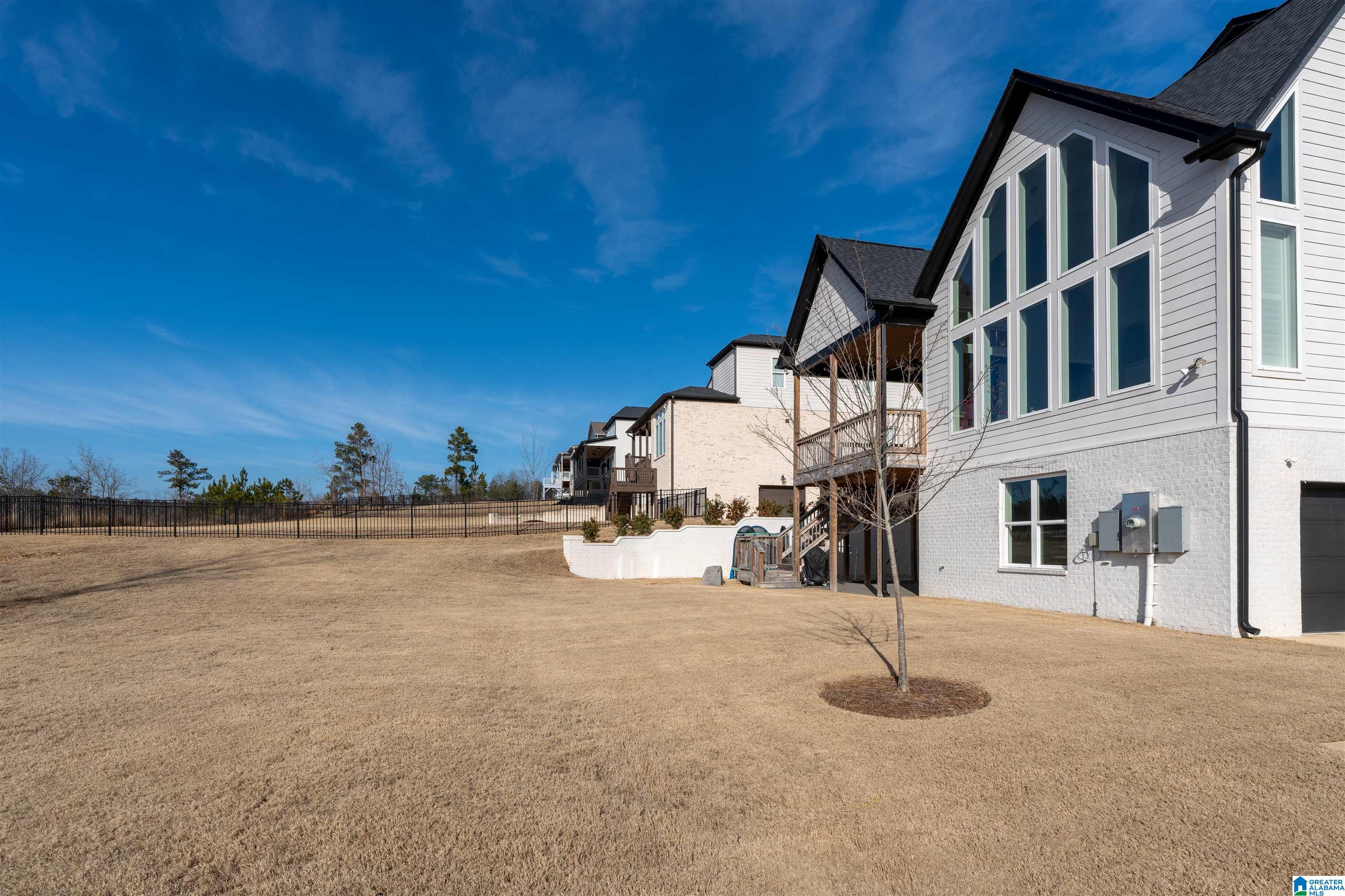 1884 BLACKRIDGE DRIVE