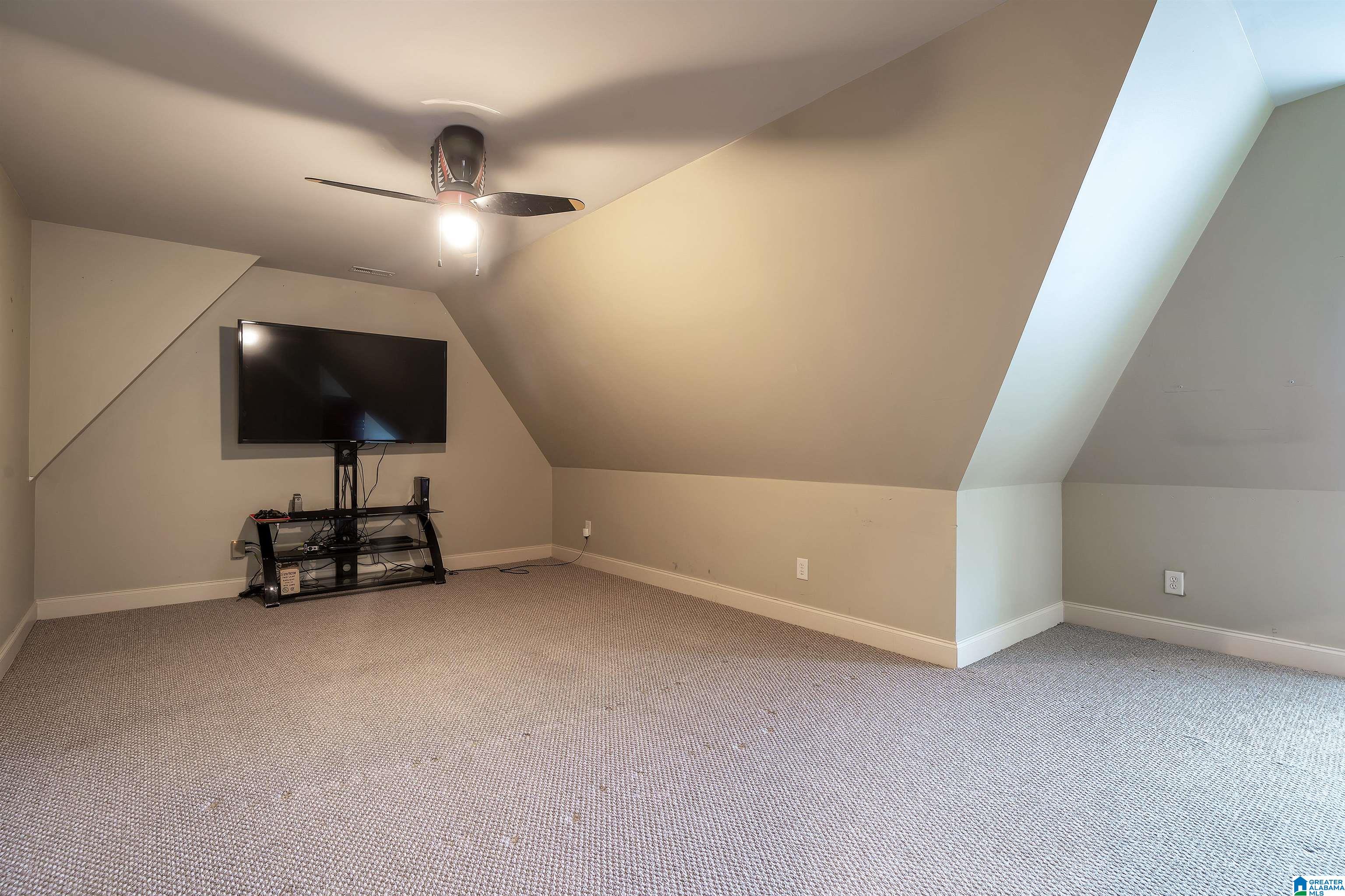 1004 DUNSMORE DRIVE