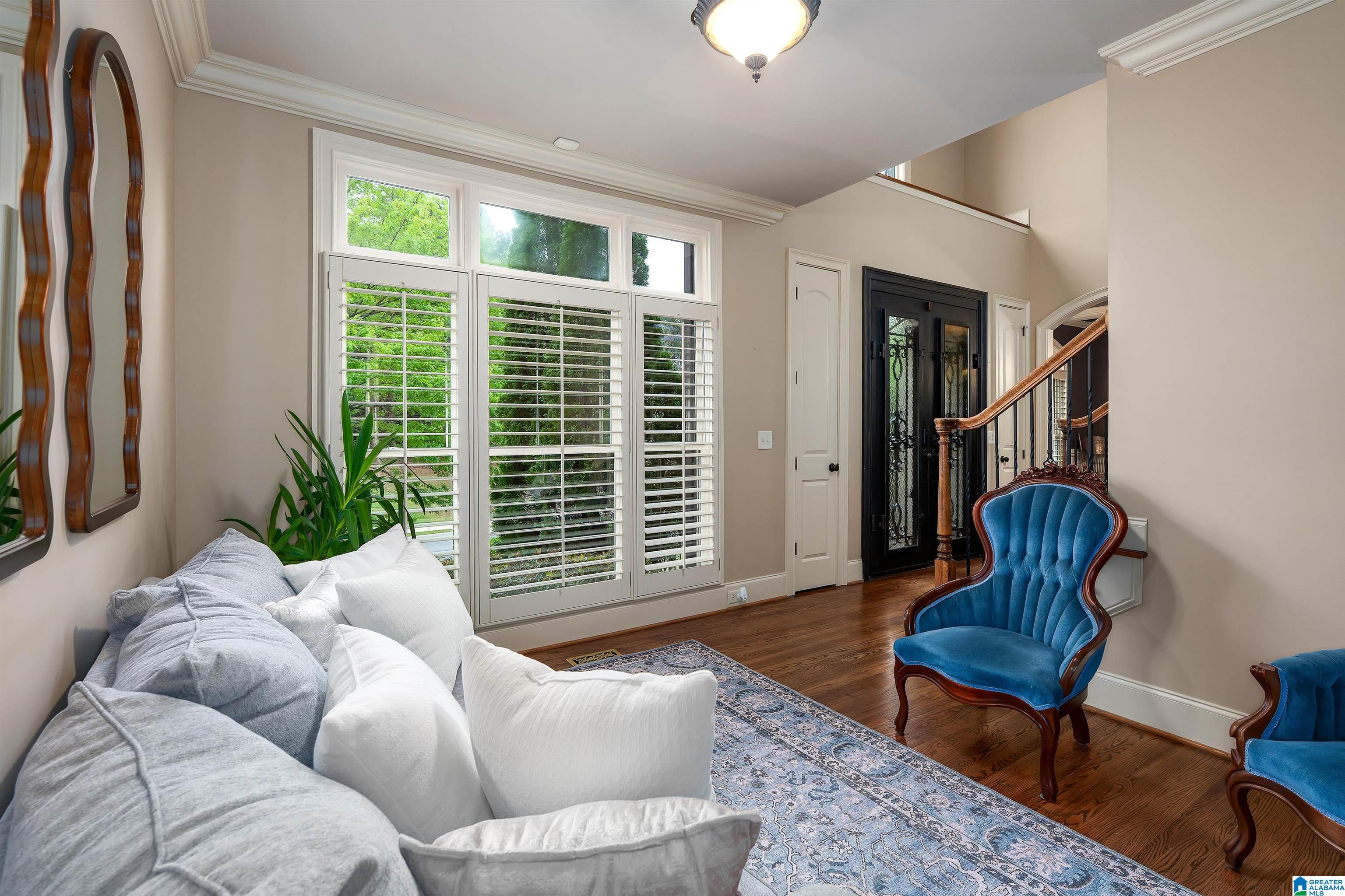 1004 DUNSMORE DRIVE
