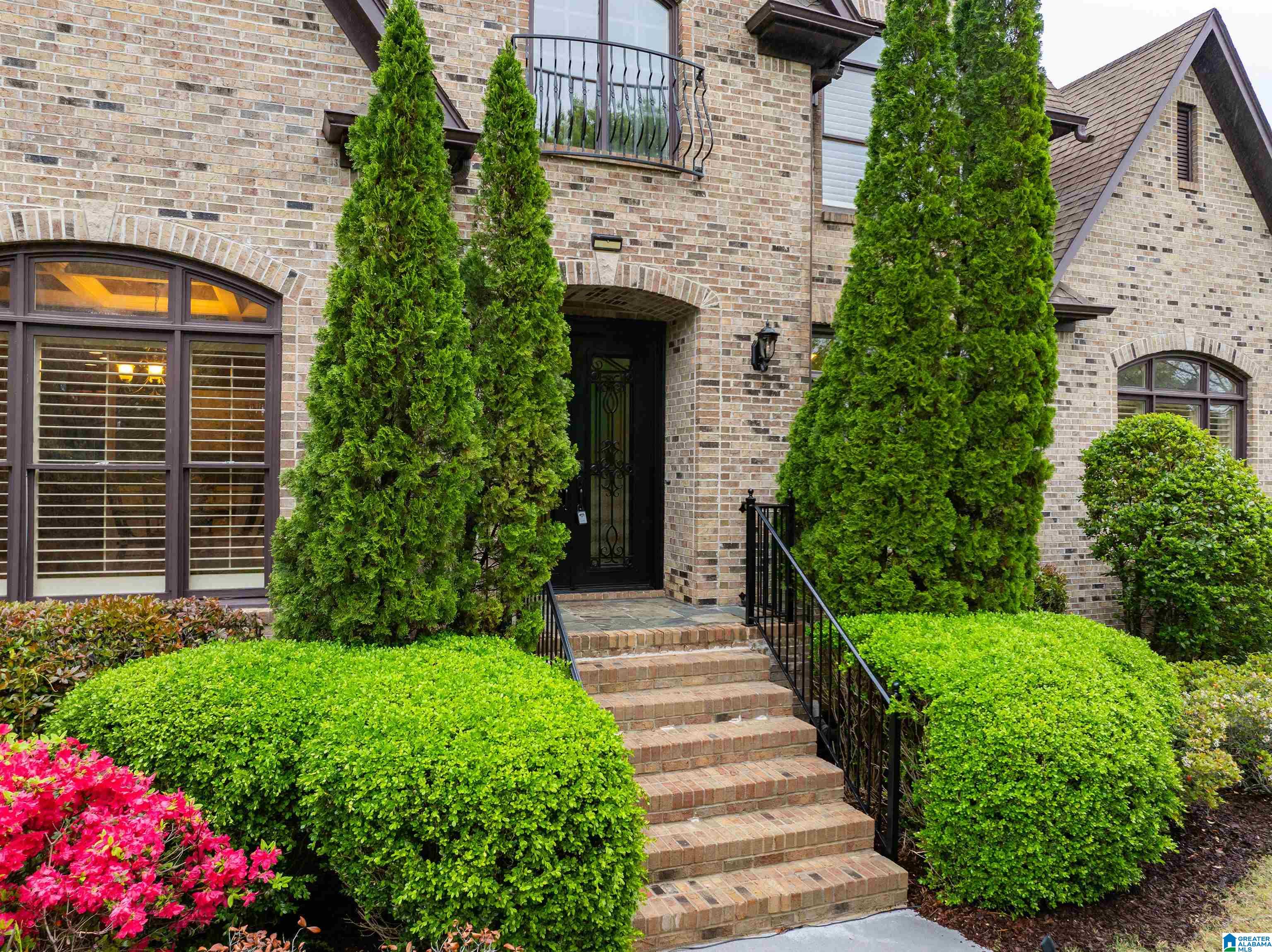 1004 DUNSMORE DRIVE