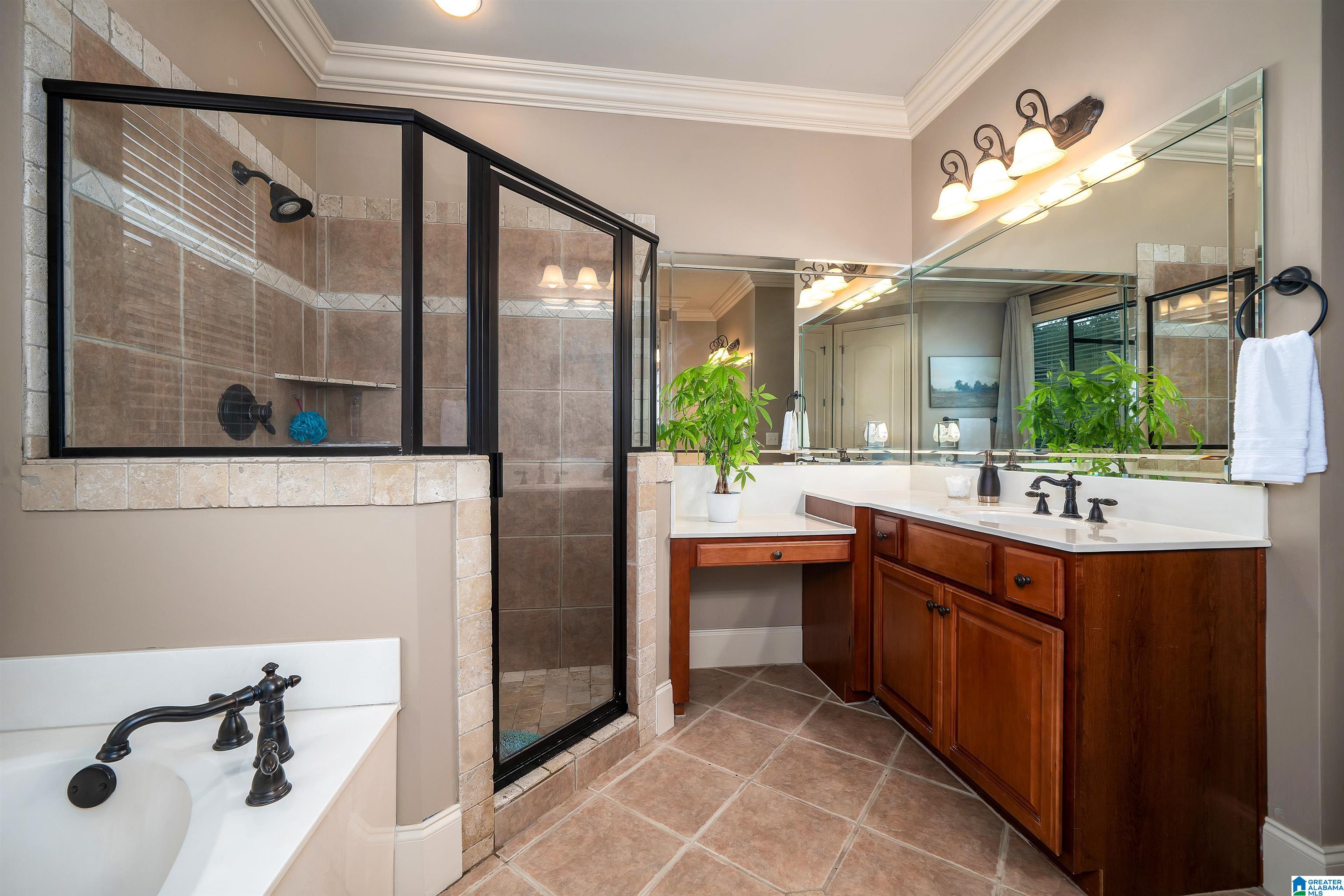 1004 DUNSMORE DRIVE
