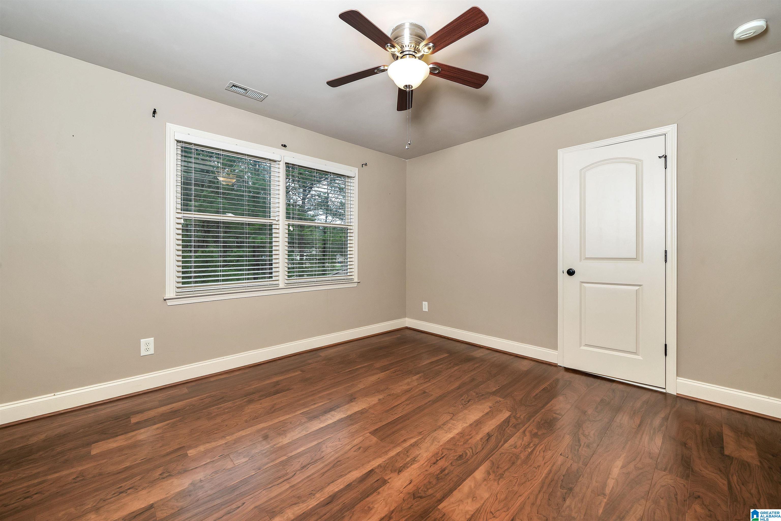 1004 DUNSMORE DRIVE