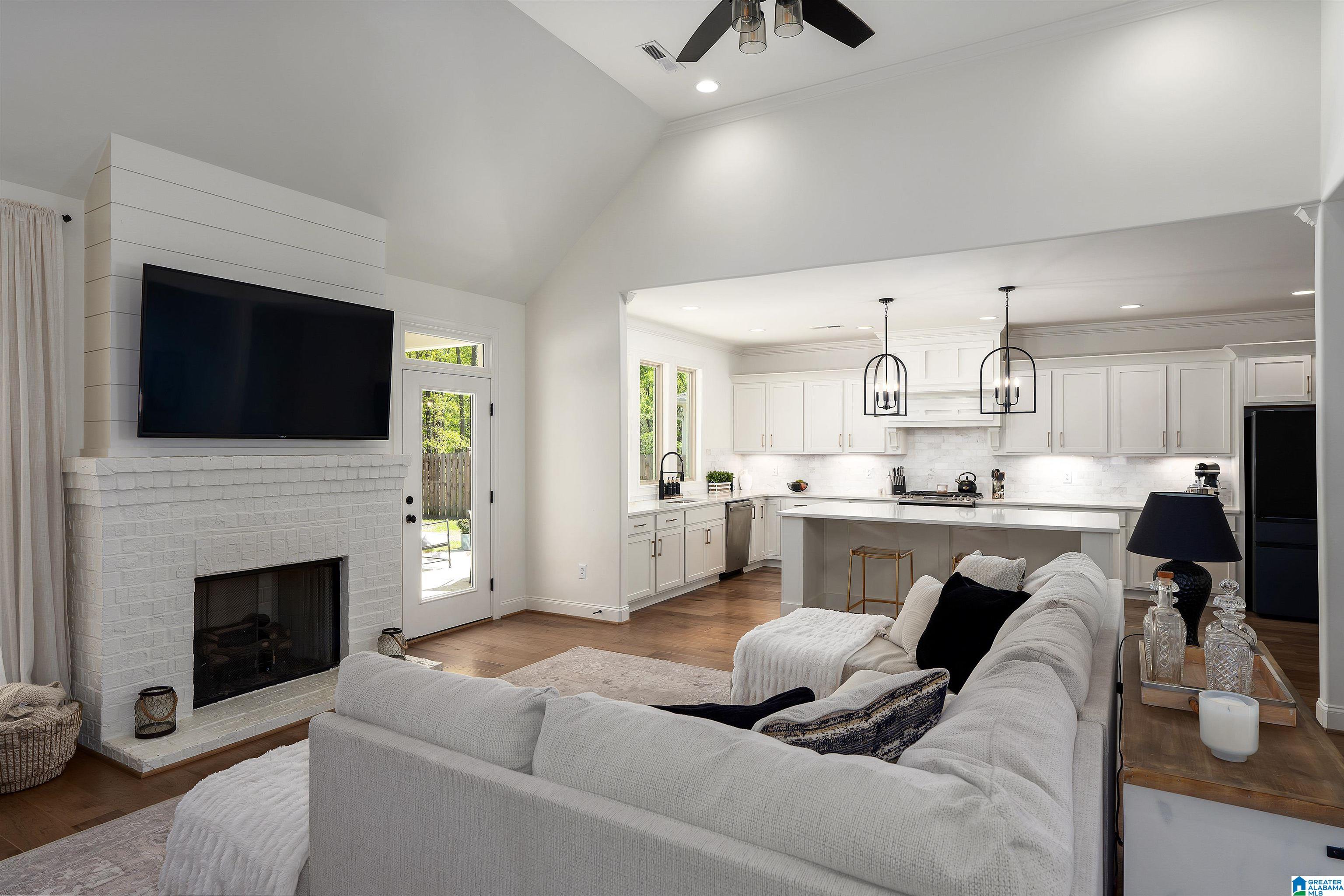 330 KINROSS CIRCLE