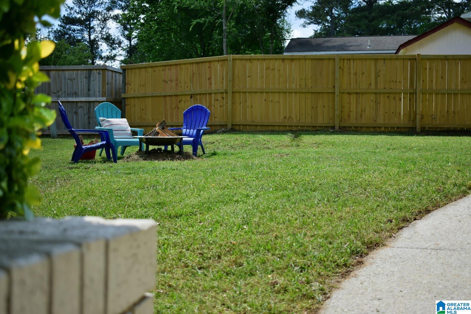 1059 THOMPSON ROAD