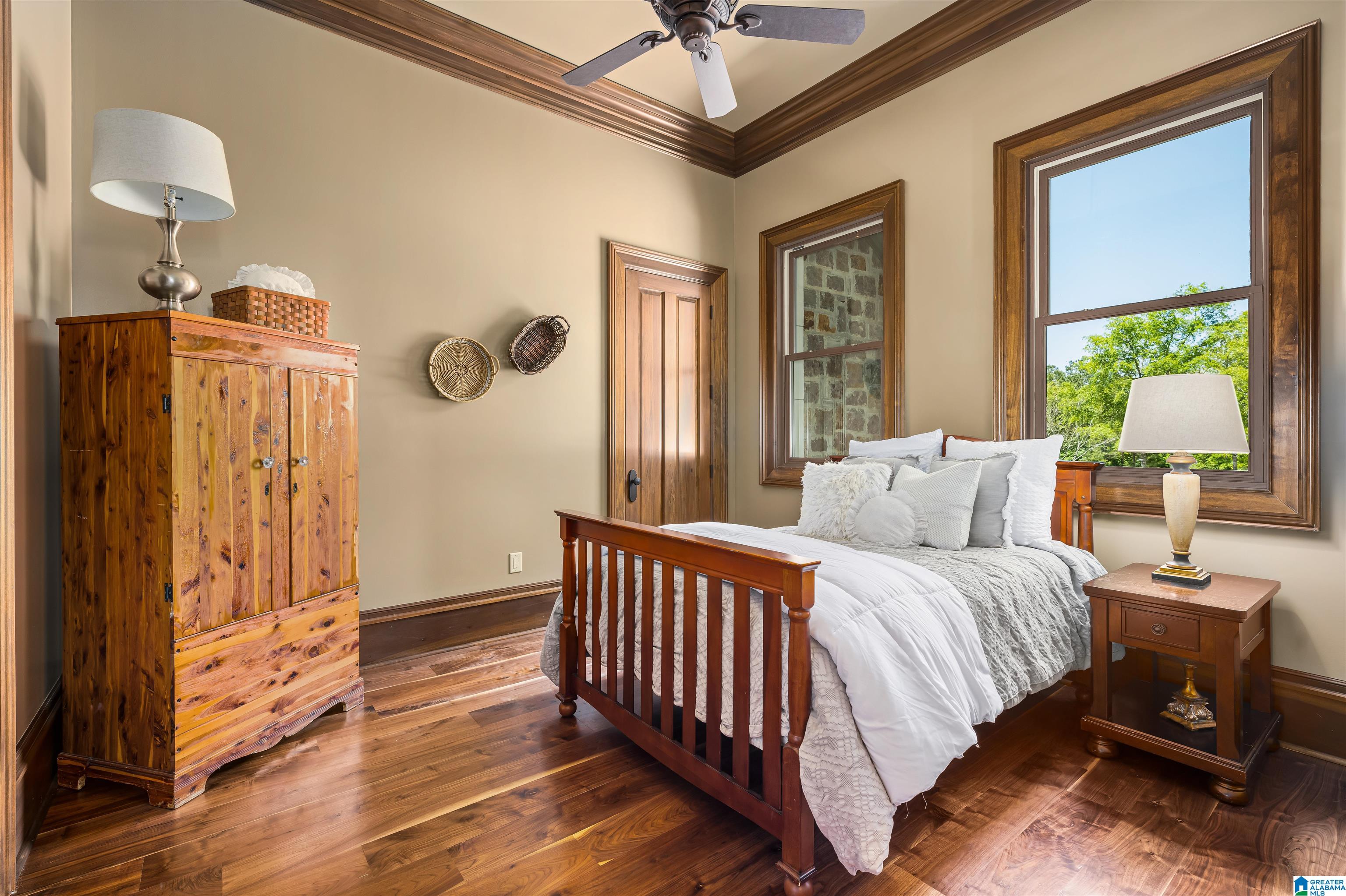584 MEADOW LAKE FARMS