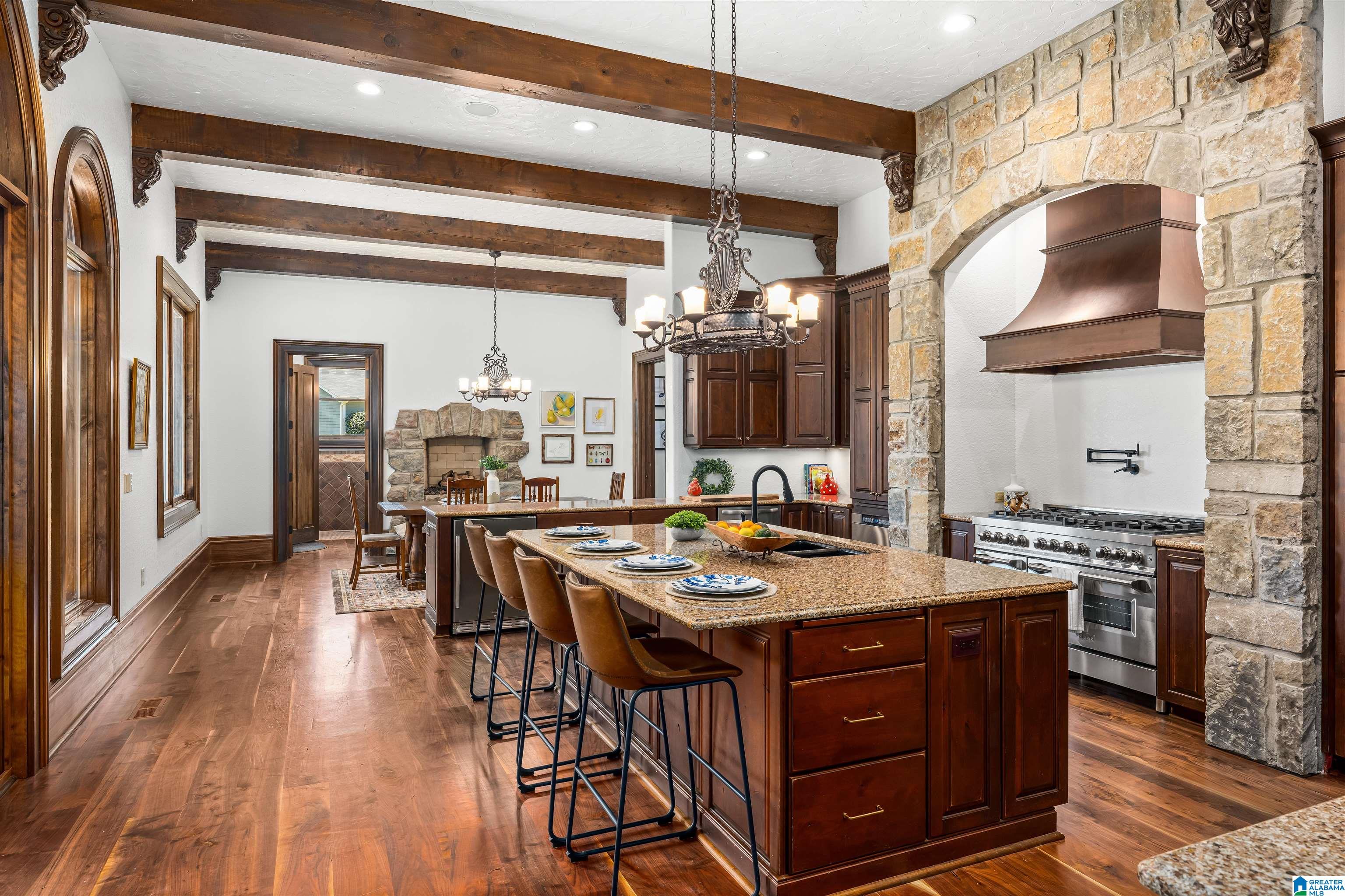 584 MEADOW LAKE FARMS