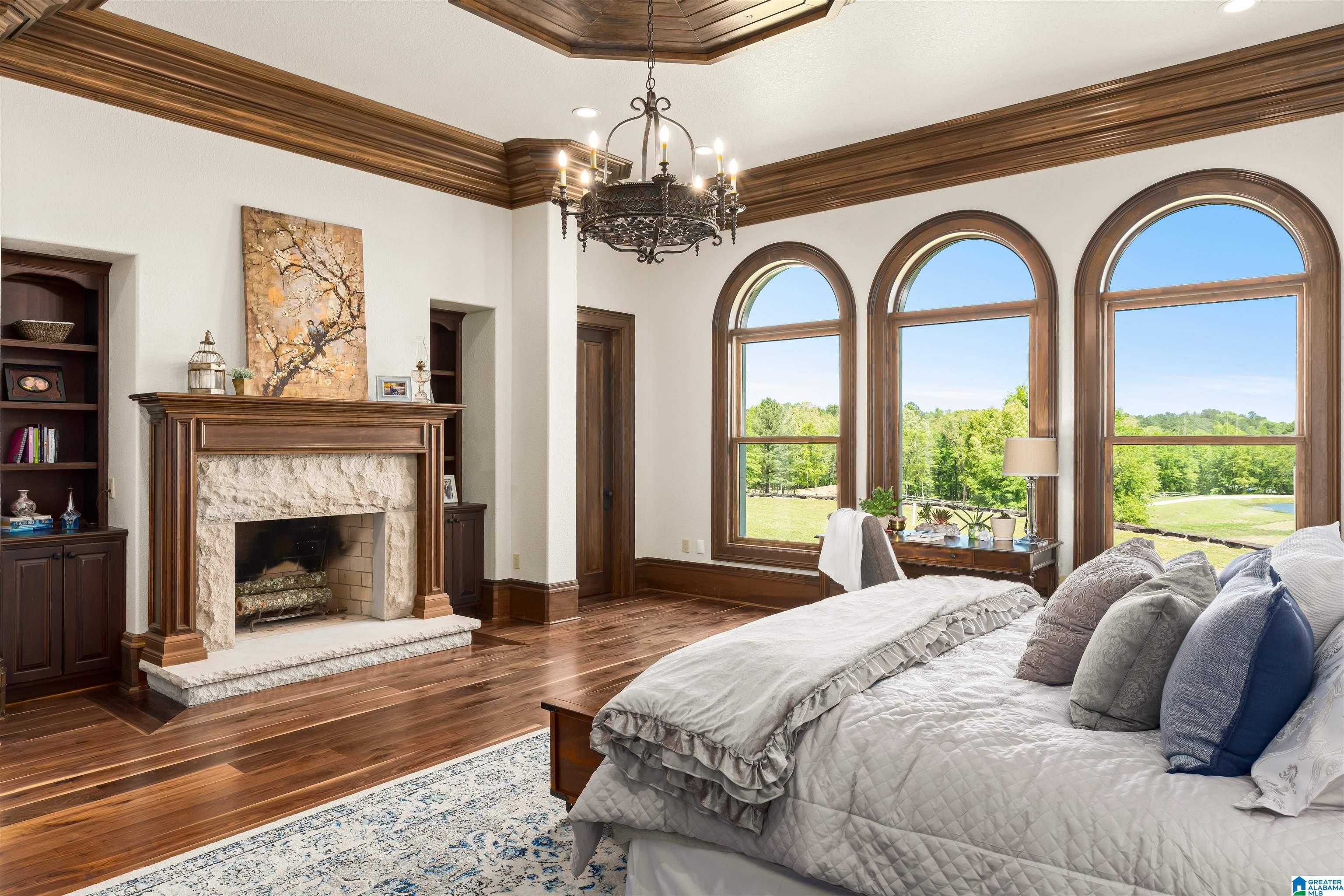 584 MEADOW LAKE FARMS