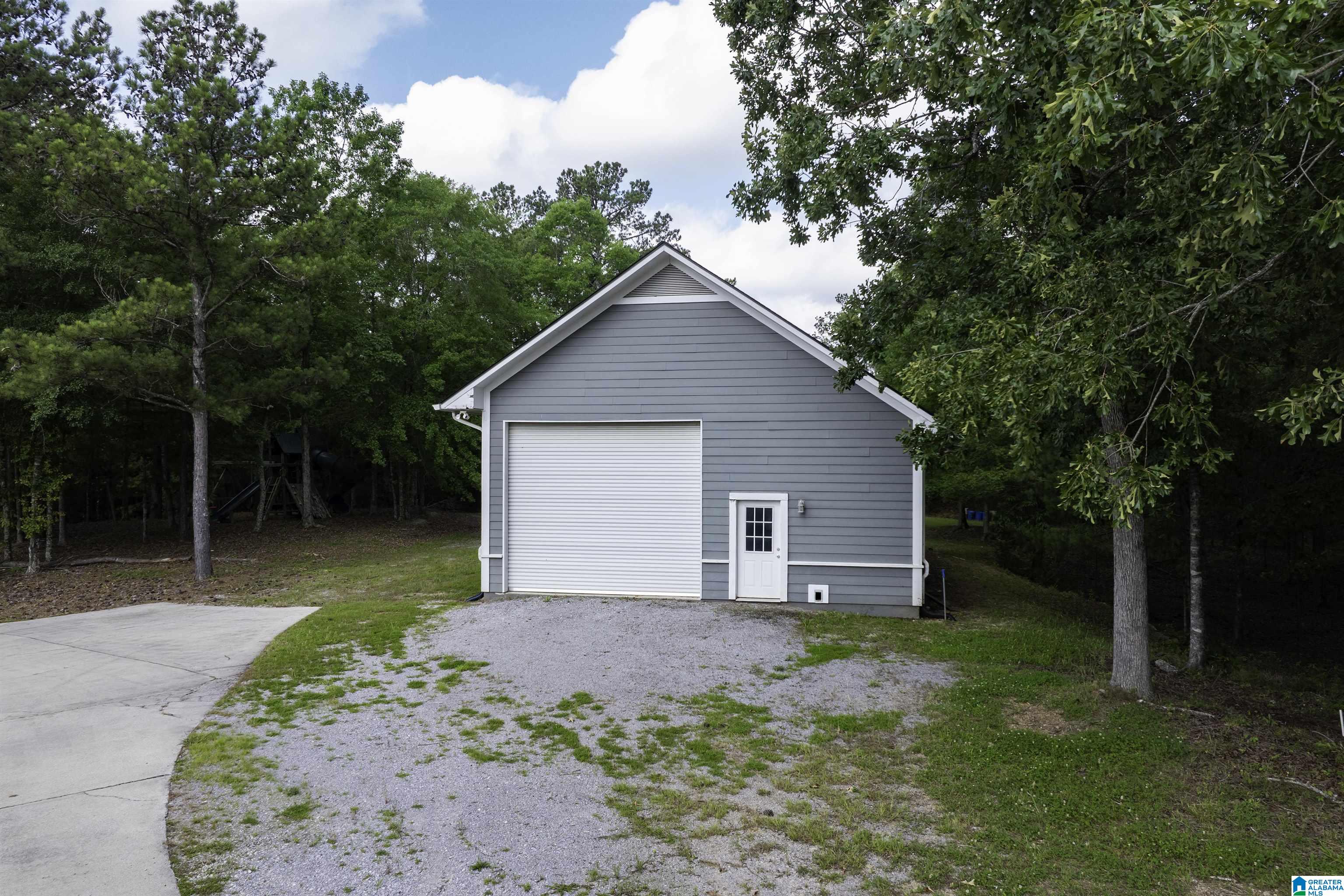 584 MEADOW LAKE FARMS