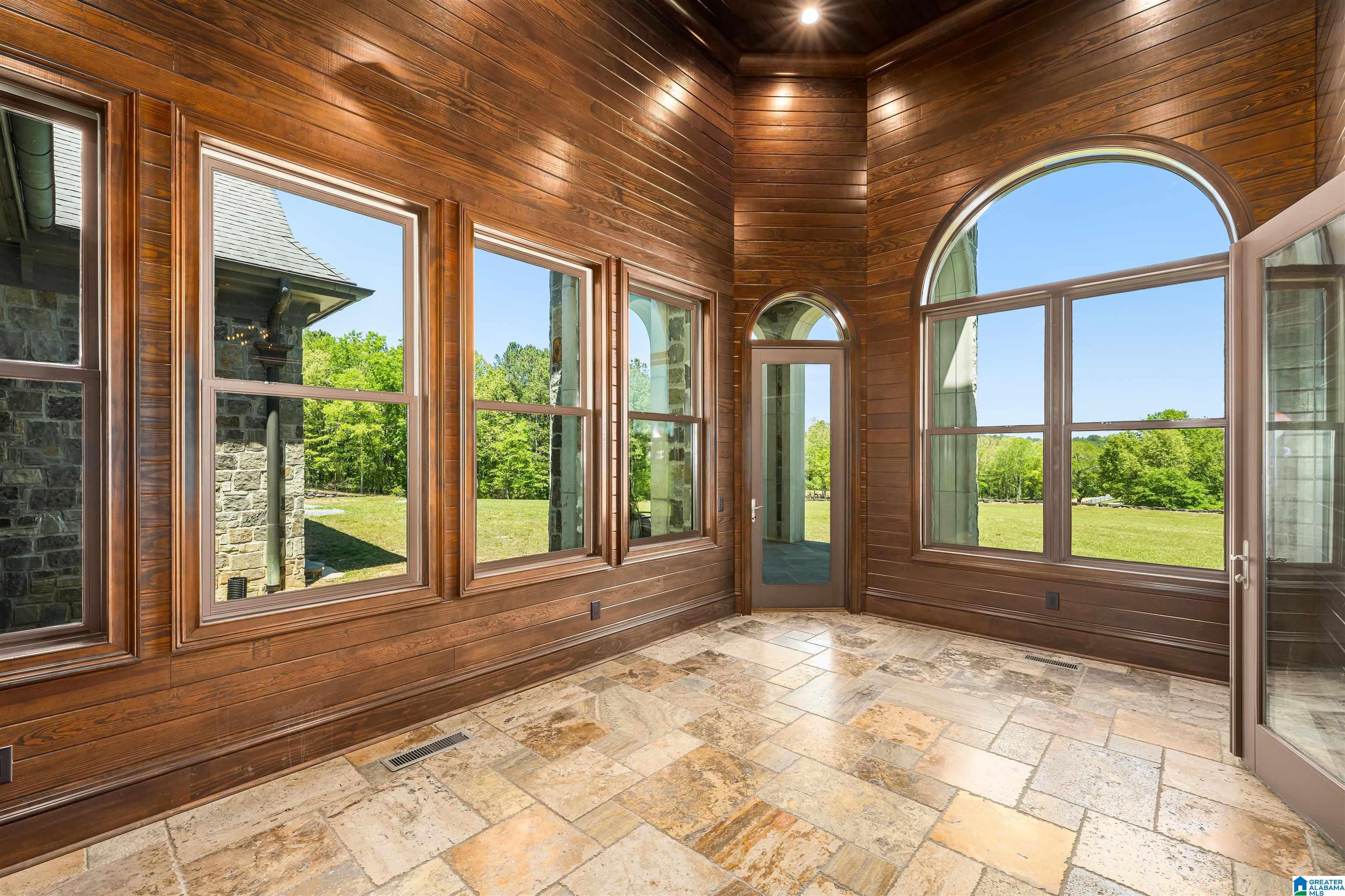 584 MEADOW LAKE FARMS