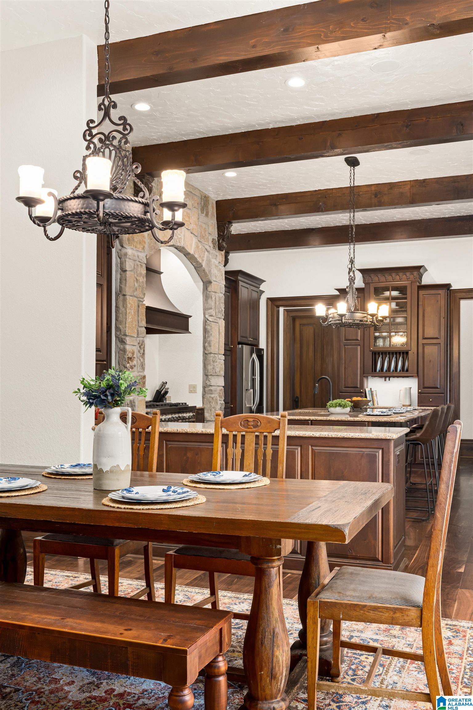 584 MEADOW LAKE FARMS