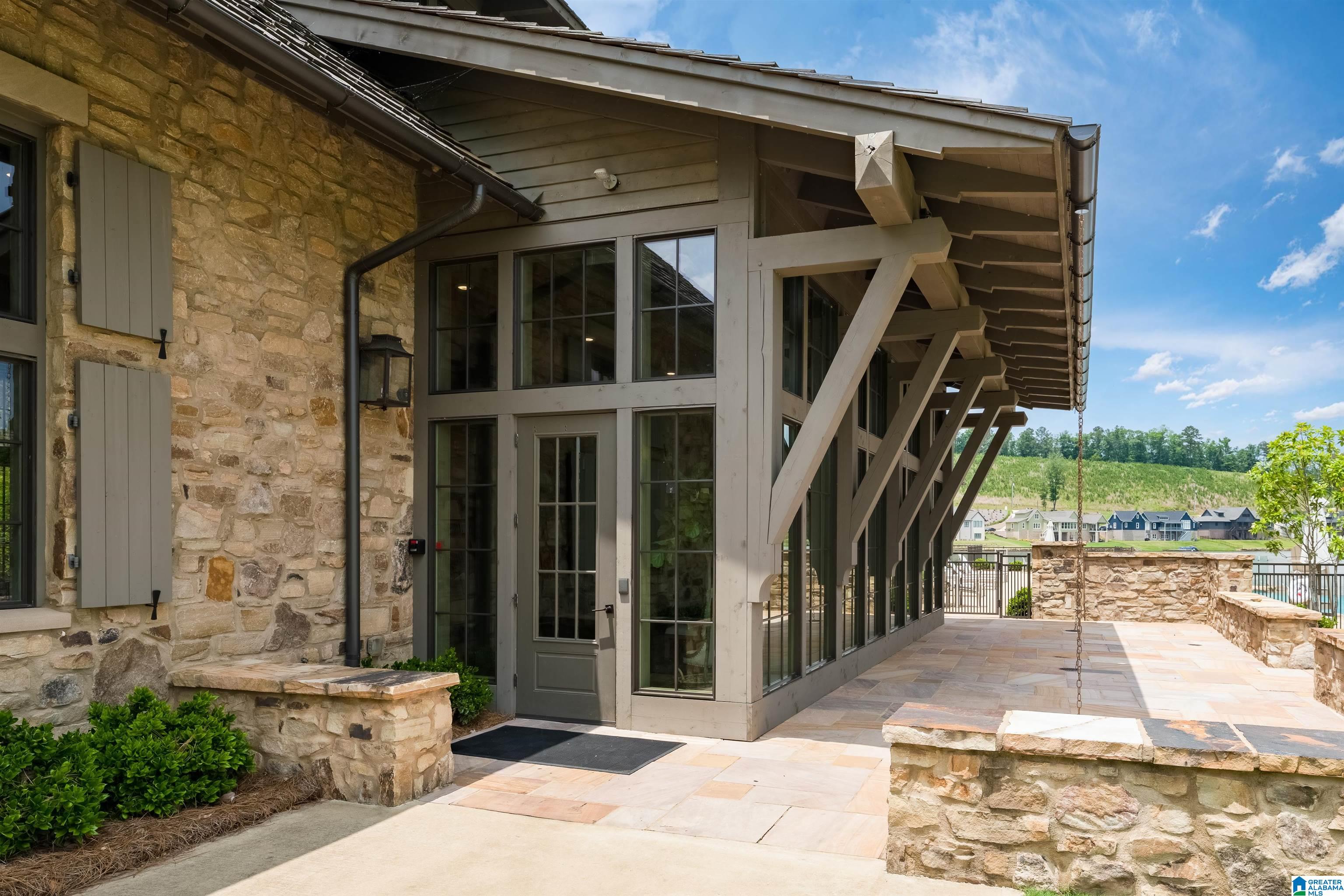 2542 BLACKRIDGE COVE