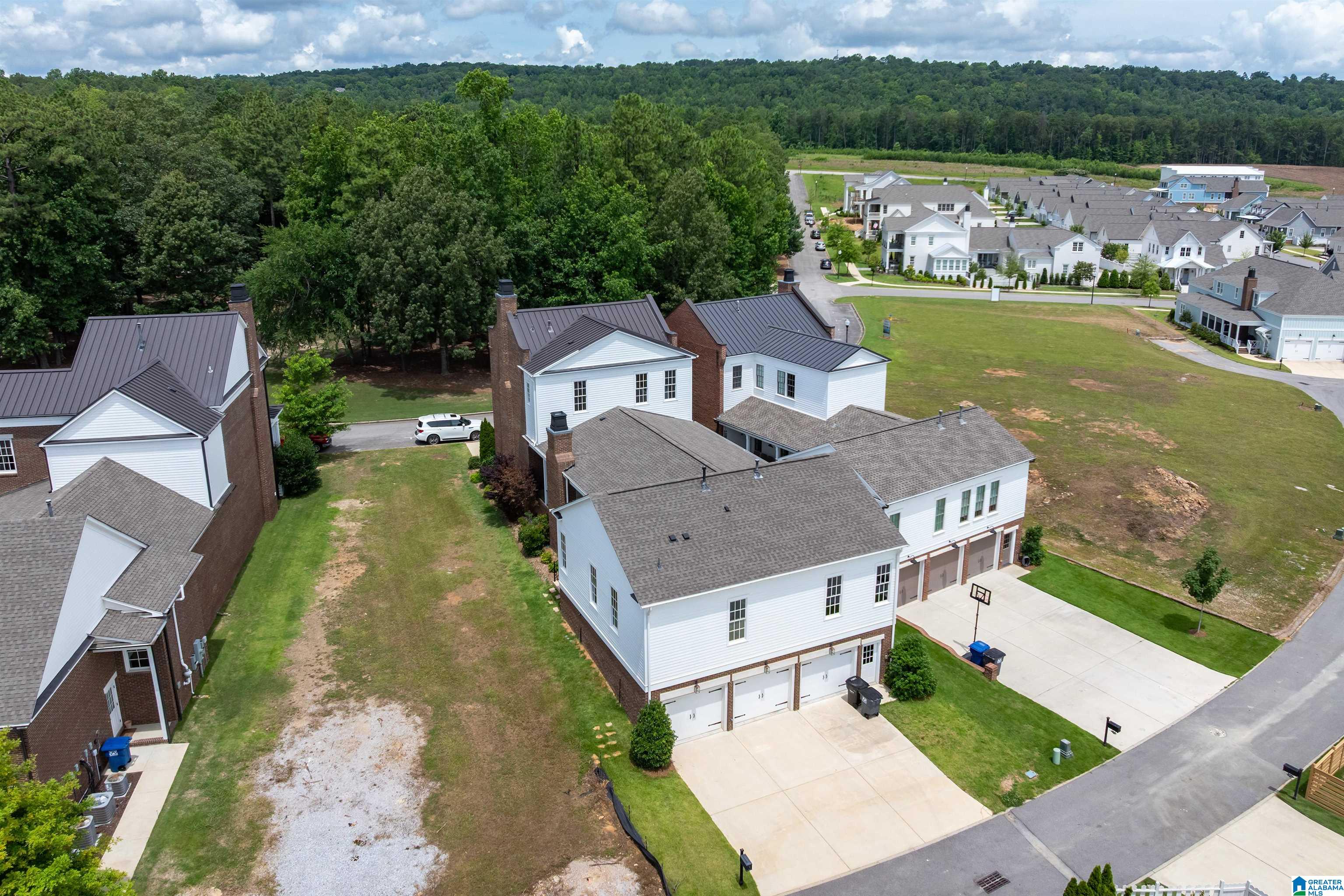 4391 VILLAGE GREEN CIRCLE