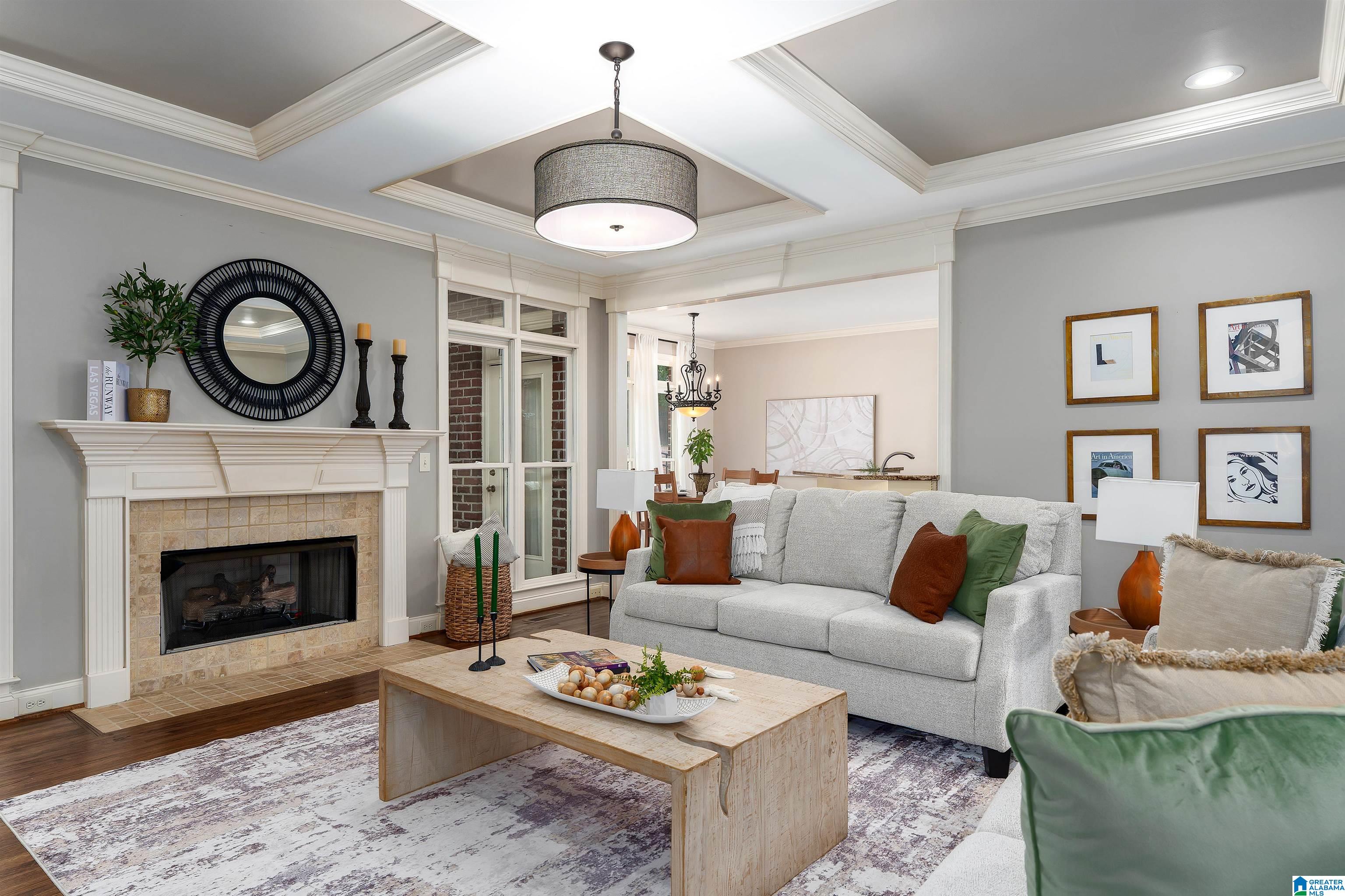 5232 LAKE CREST CIRCLE