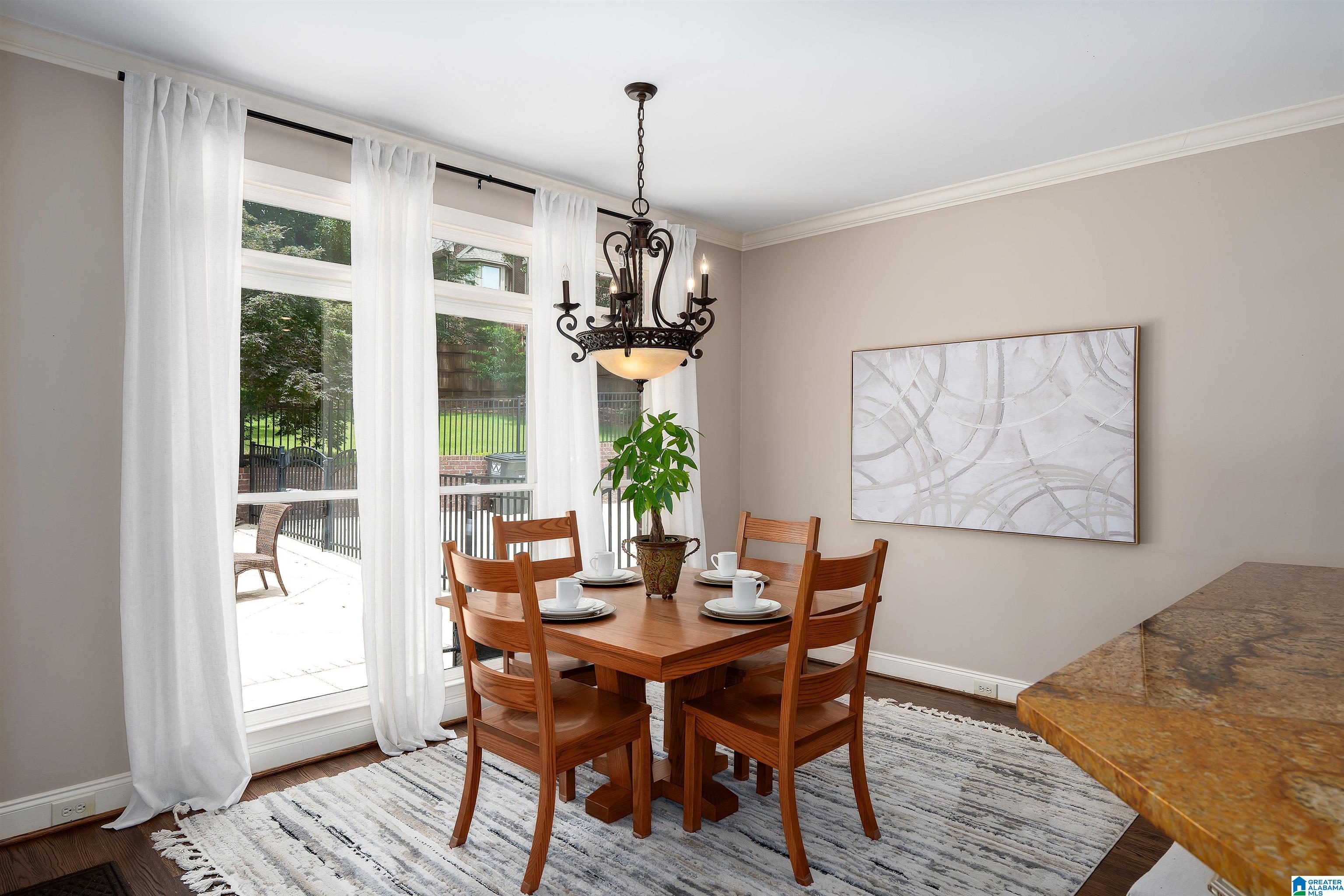 5232 LAKE CREST CIRCLE