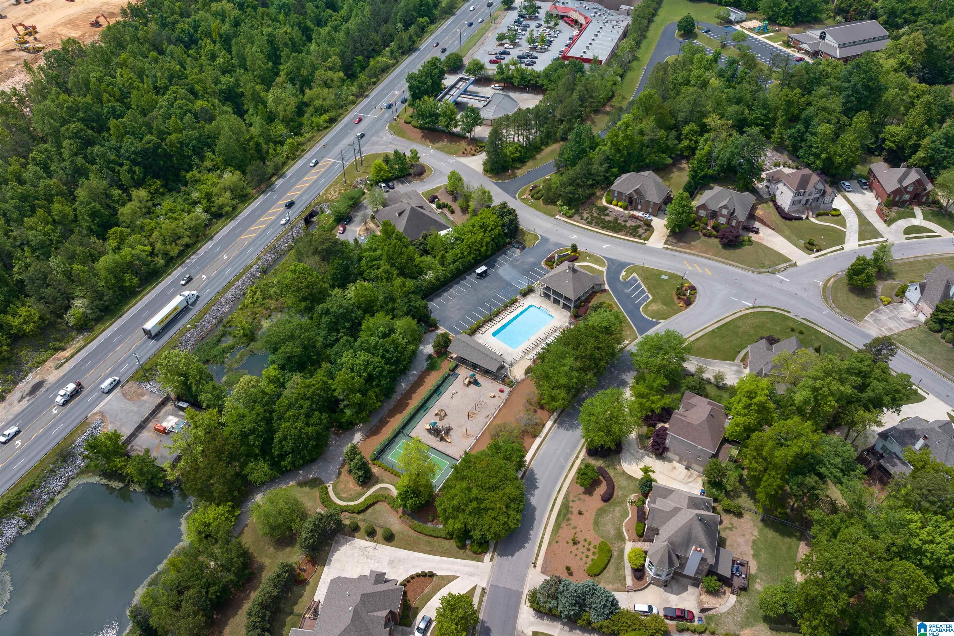 5232 LAKE CREST CIRCLE