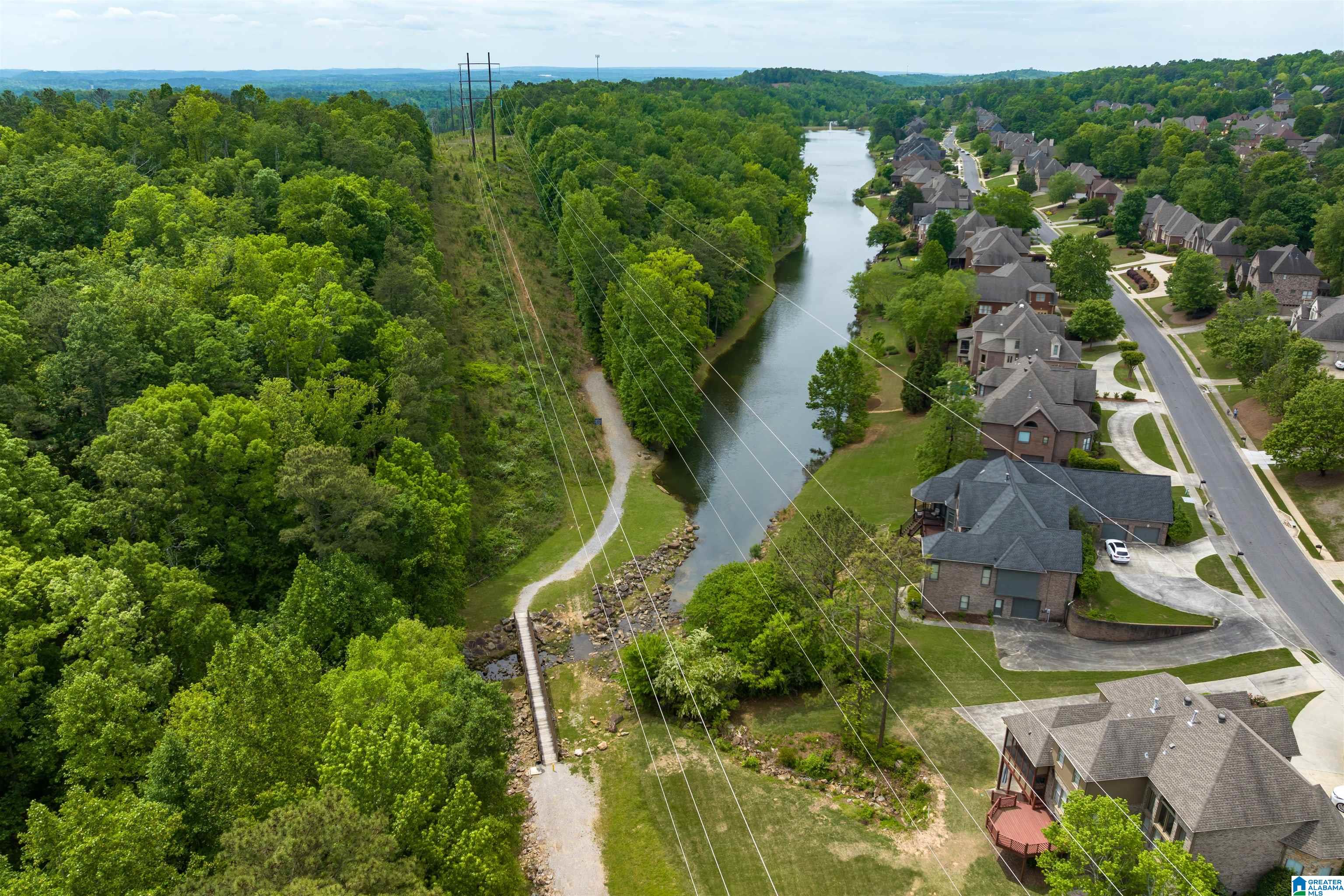 5232 LAKE CREST CIRCLE