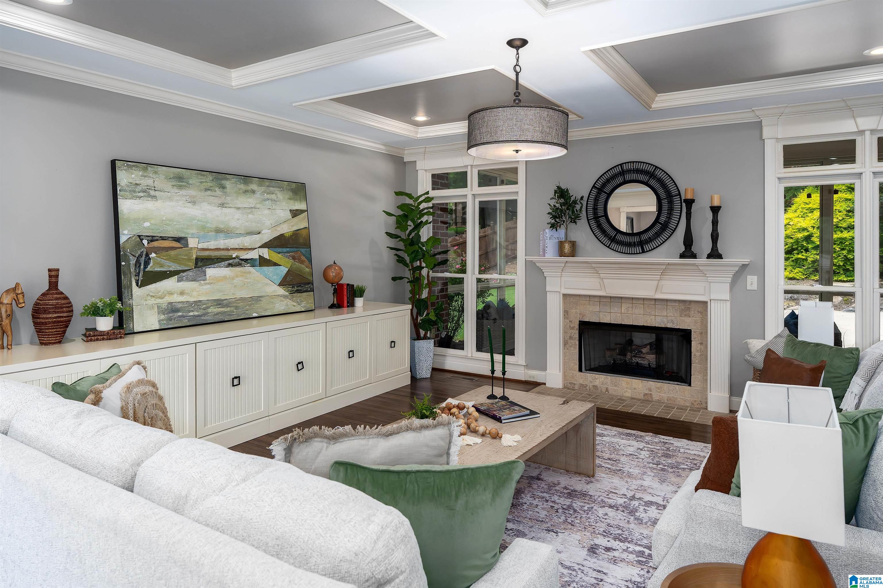 5232 LAKE CREST CIRCLE