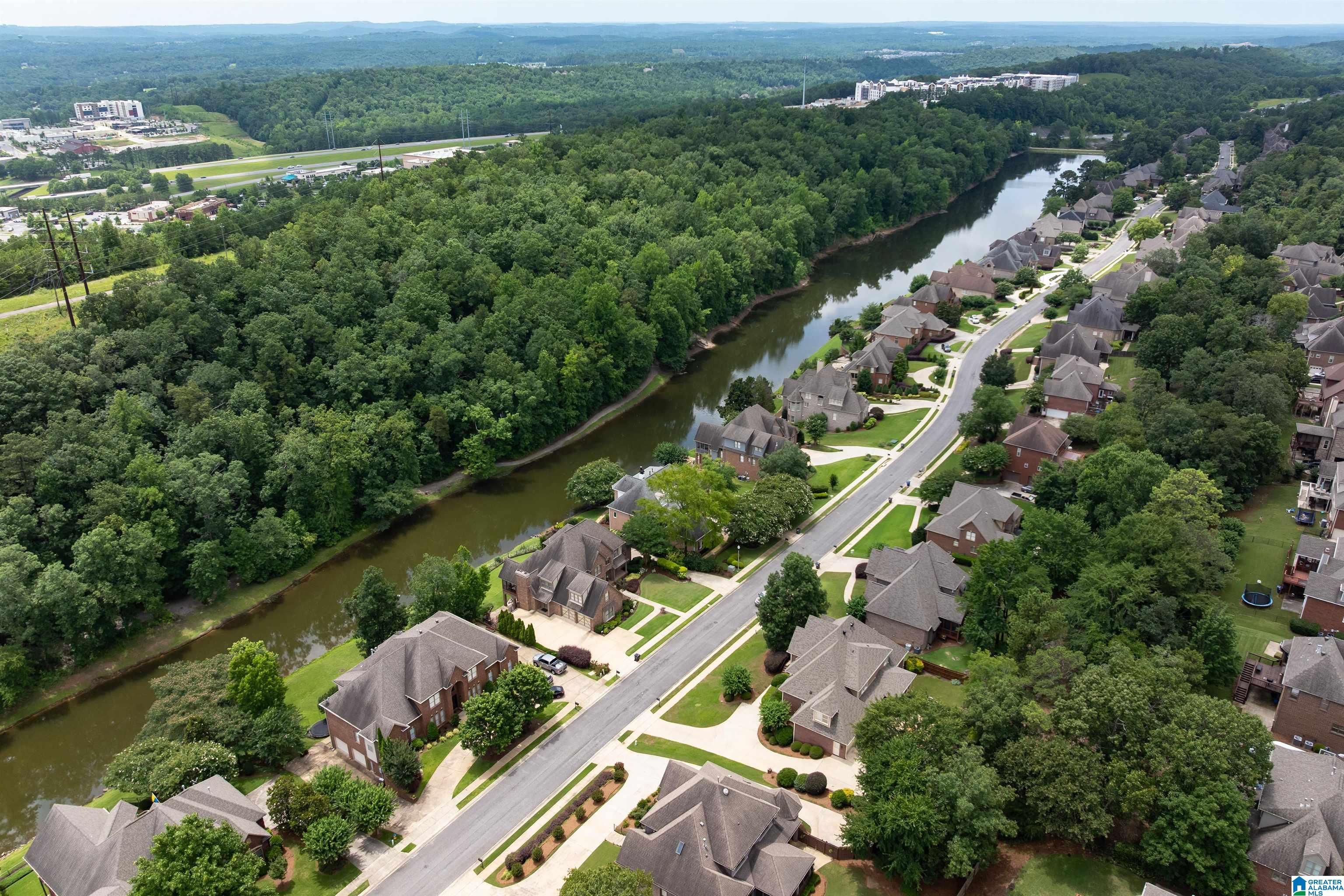 5232 LAKE CREST CIRCLE