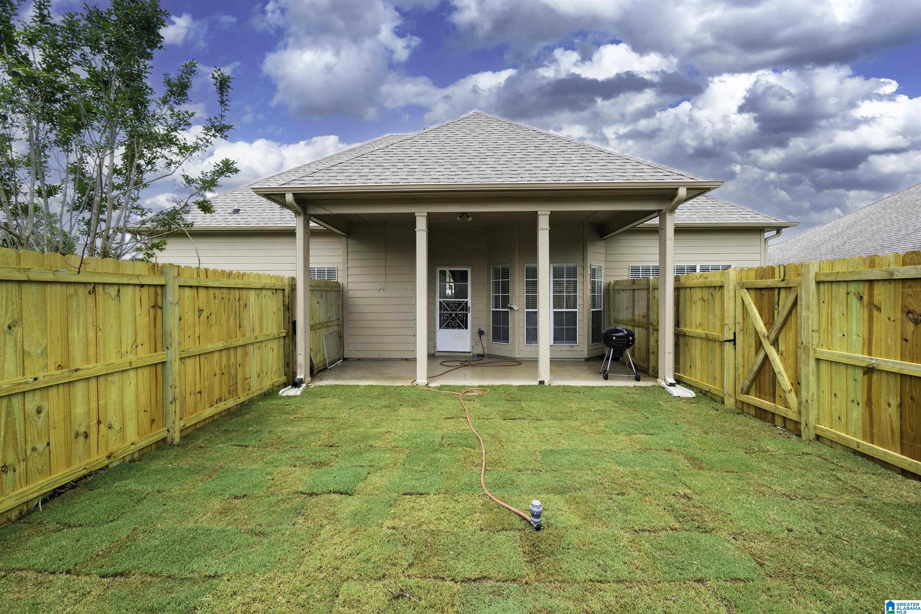 800 WATERFORD CIRCLE