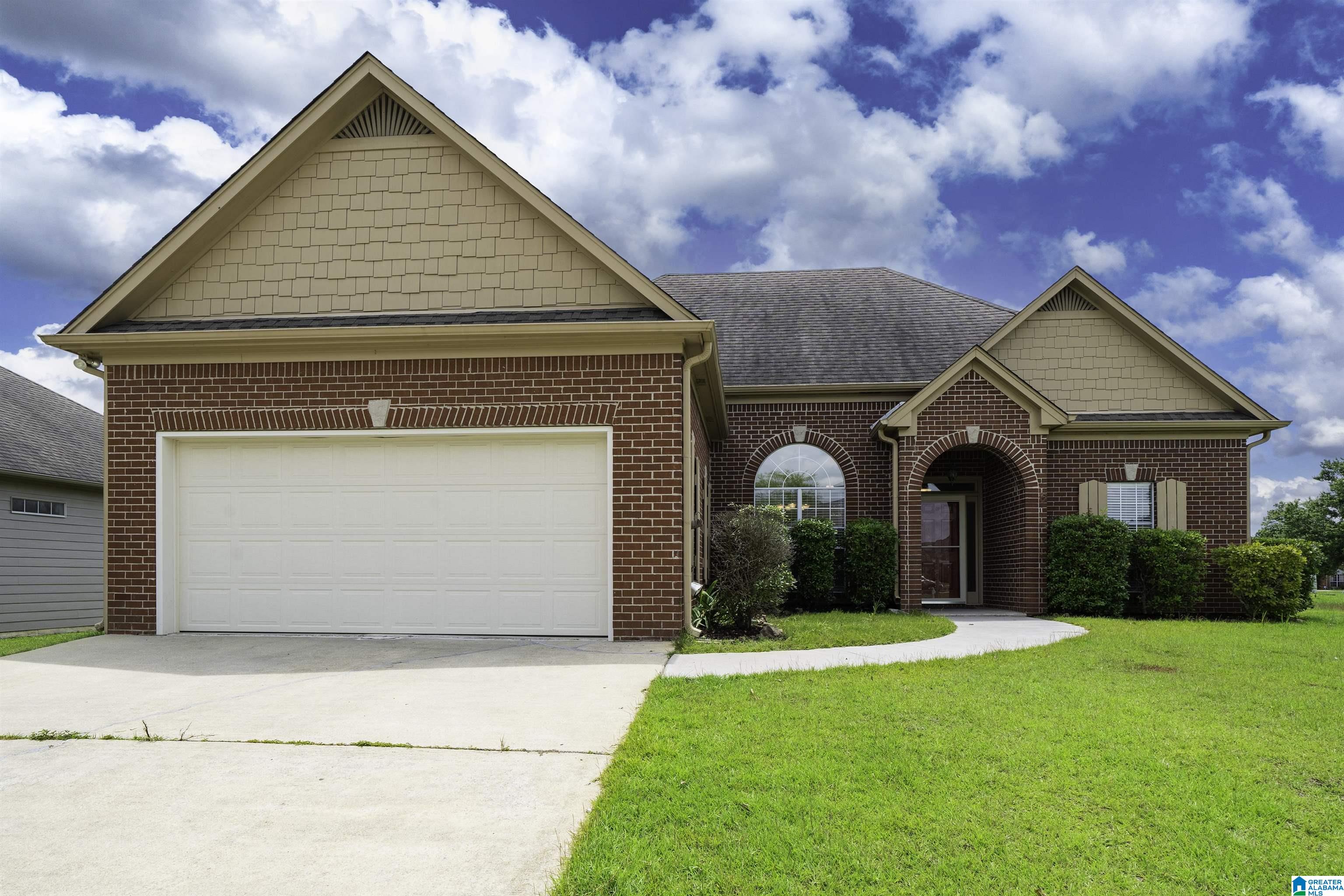800 WATERFORD CIRCLE