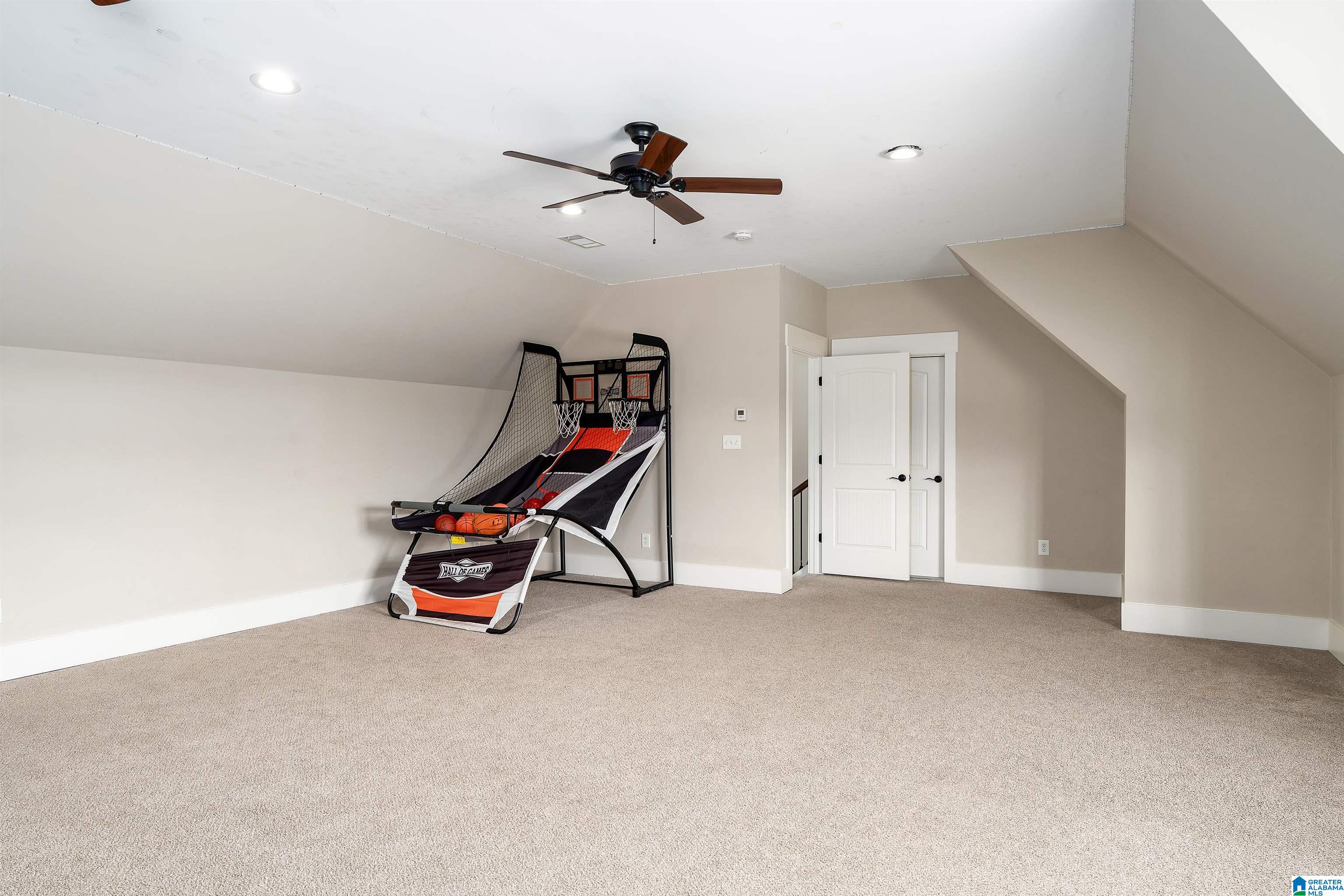 395 RED OAK ROAD