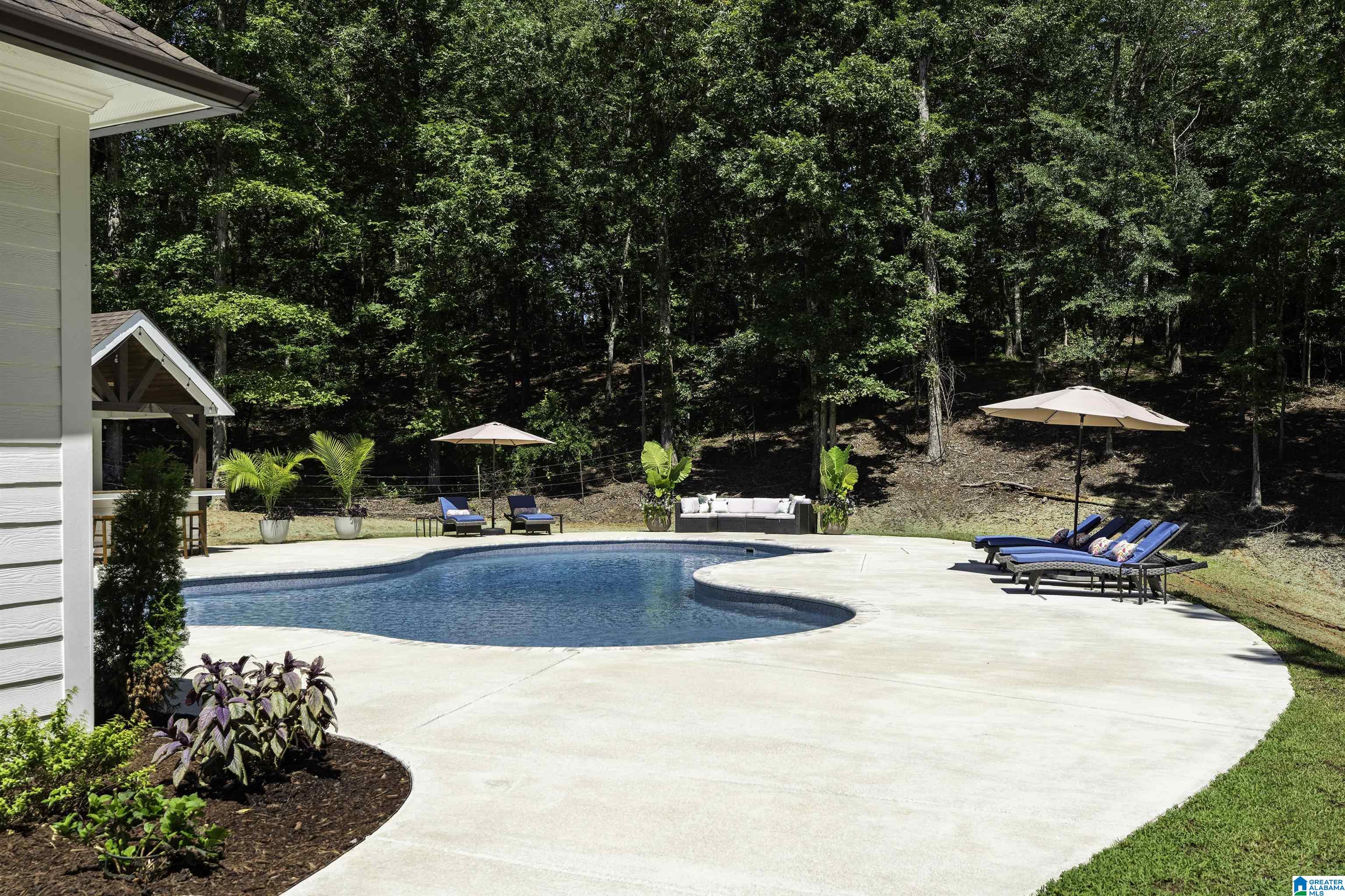 395 RED OAK ROAD