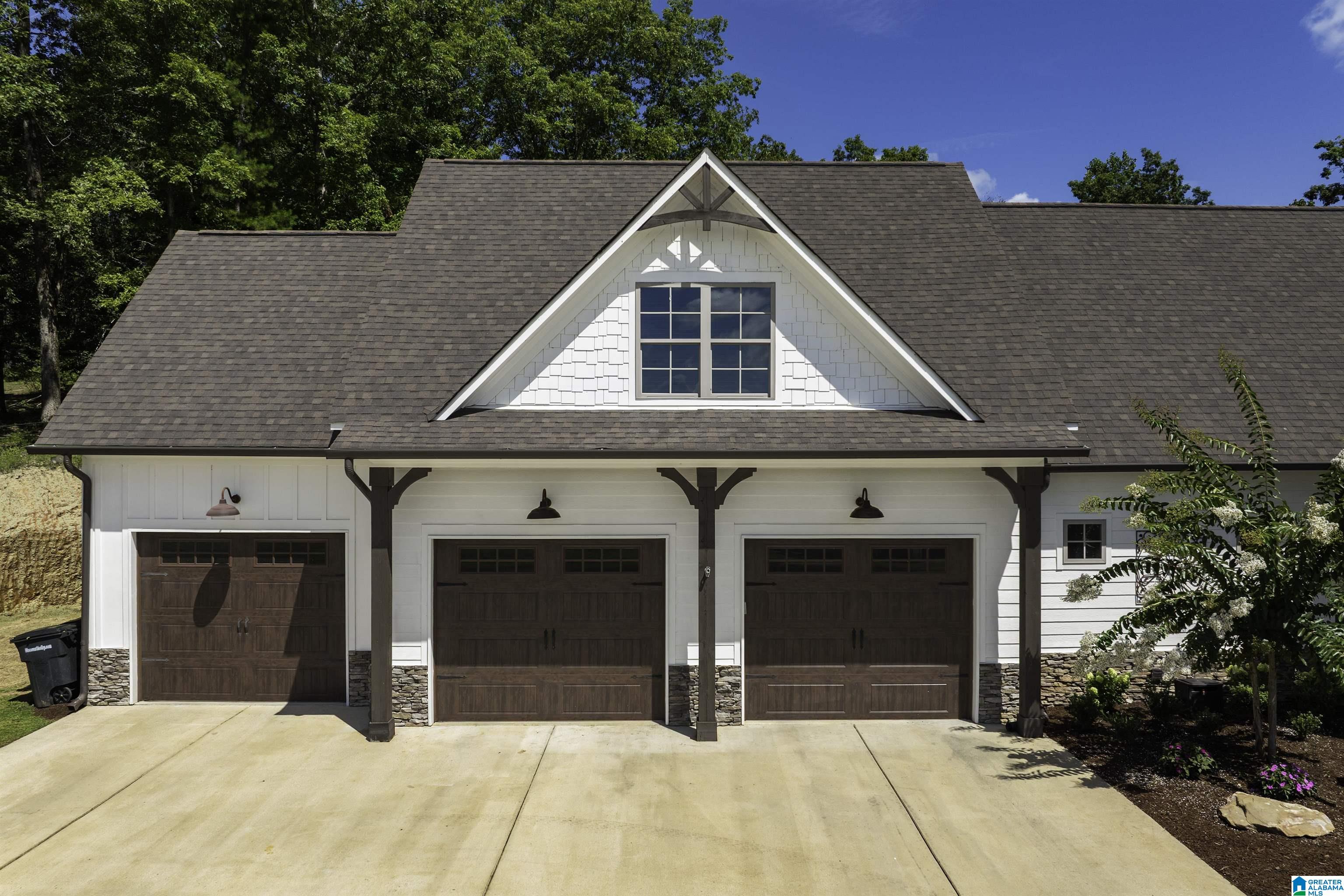 395 RED OAK ROAD