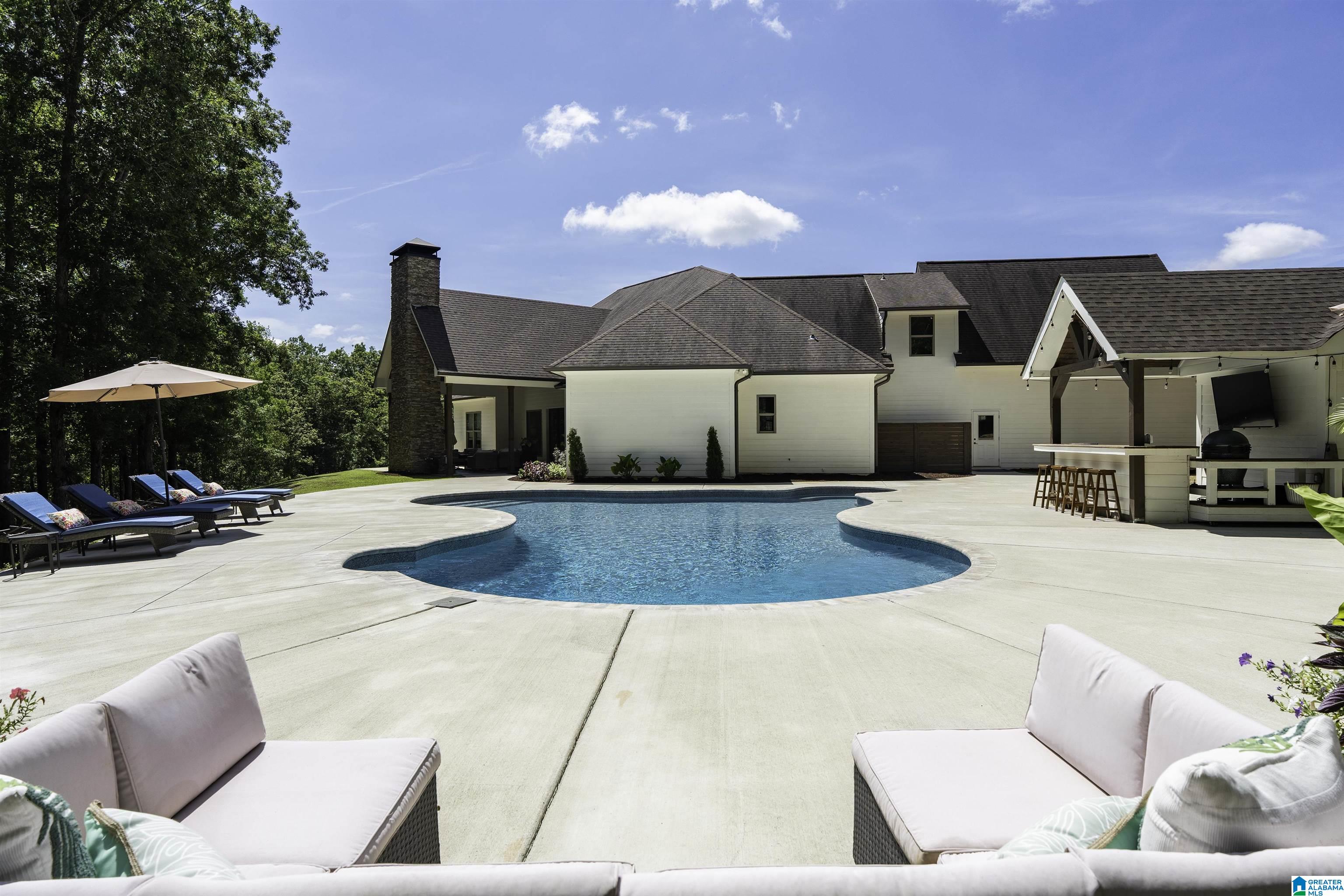 395 RED OAK ROAD
