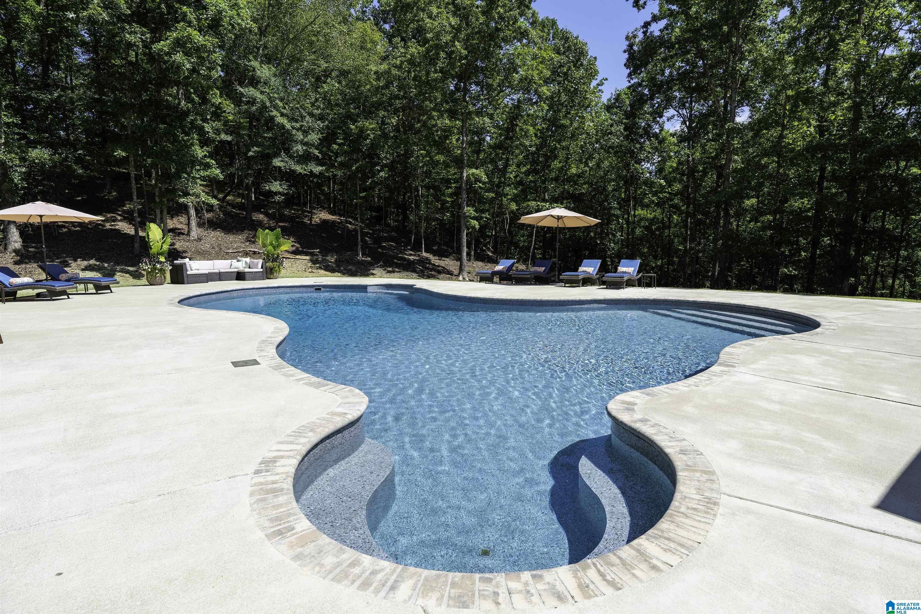 395 RED OAK ROAD