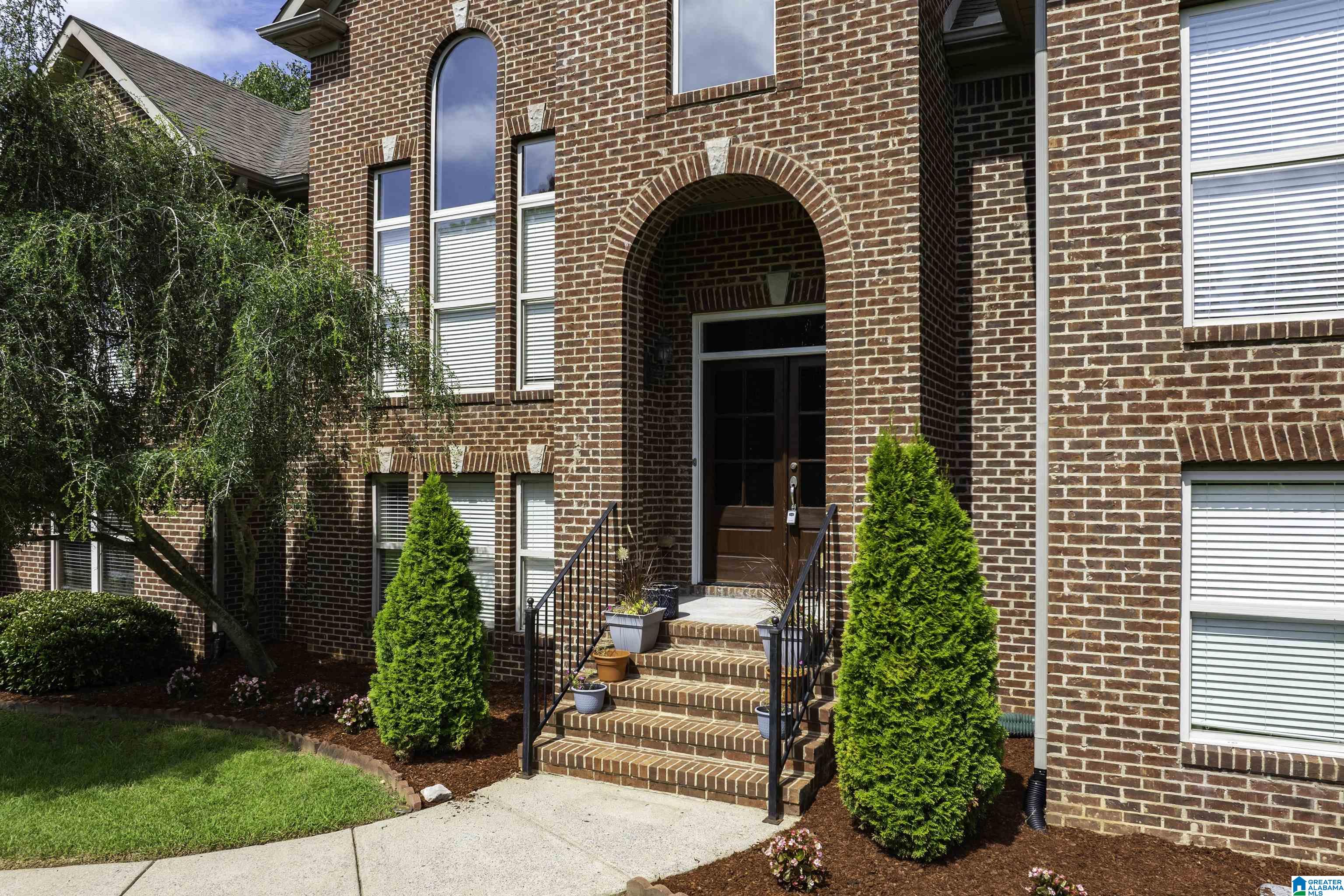 3588 LAKEFRONT TRAIL