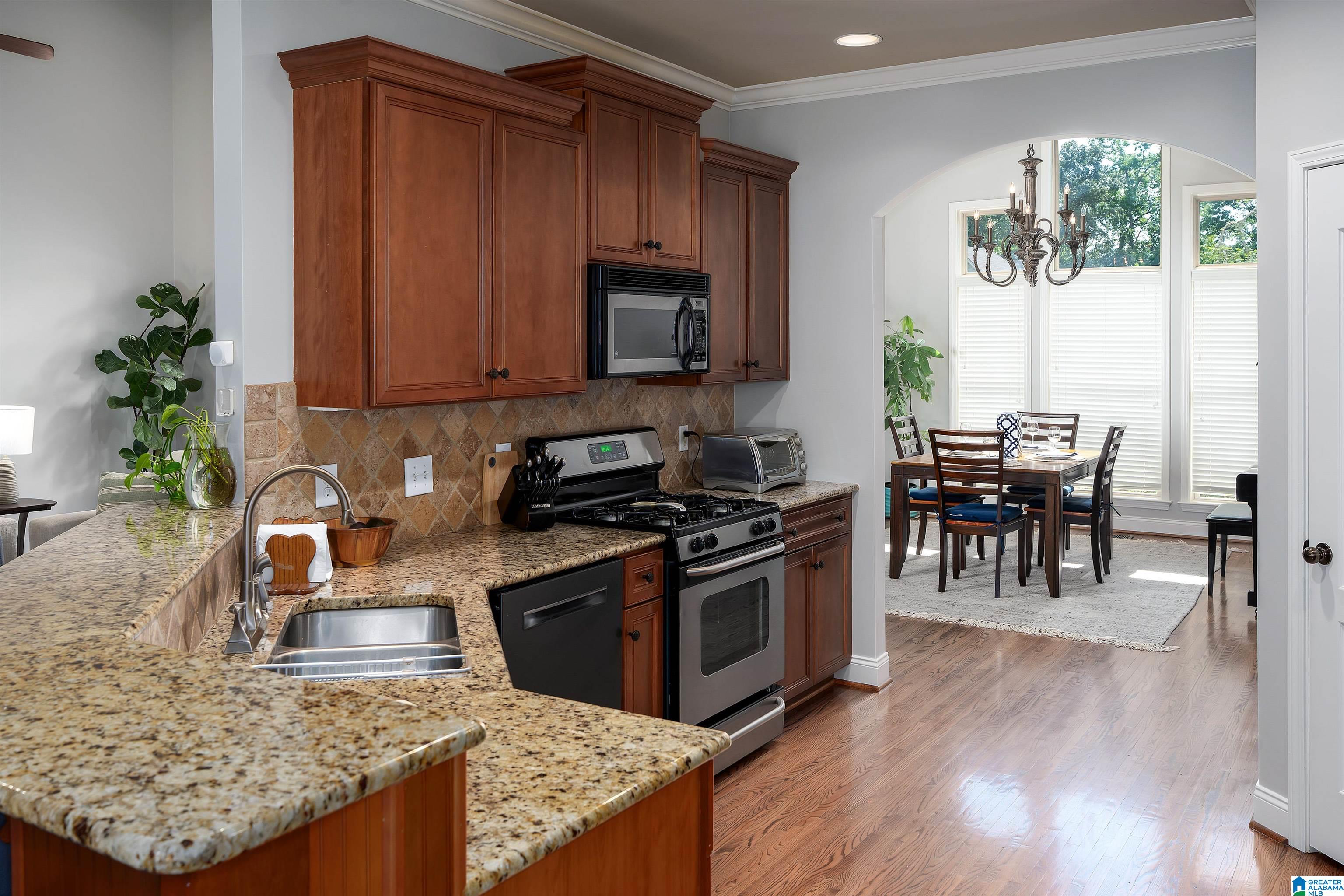3588 LAKEFRONT TRAIL