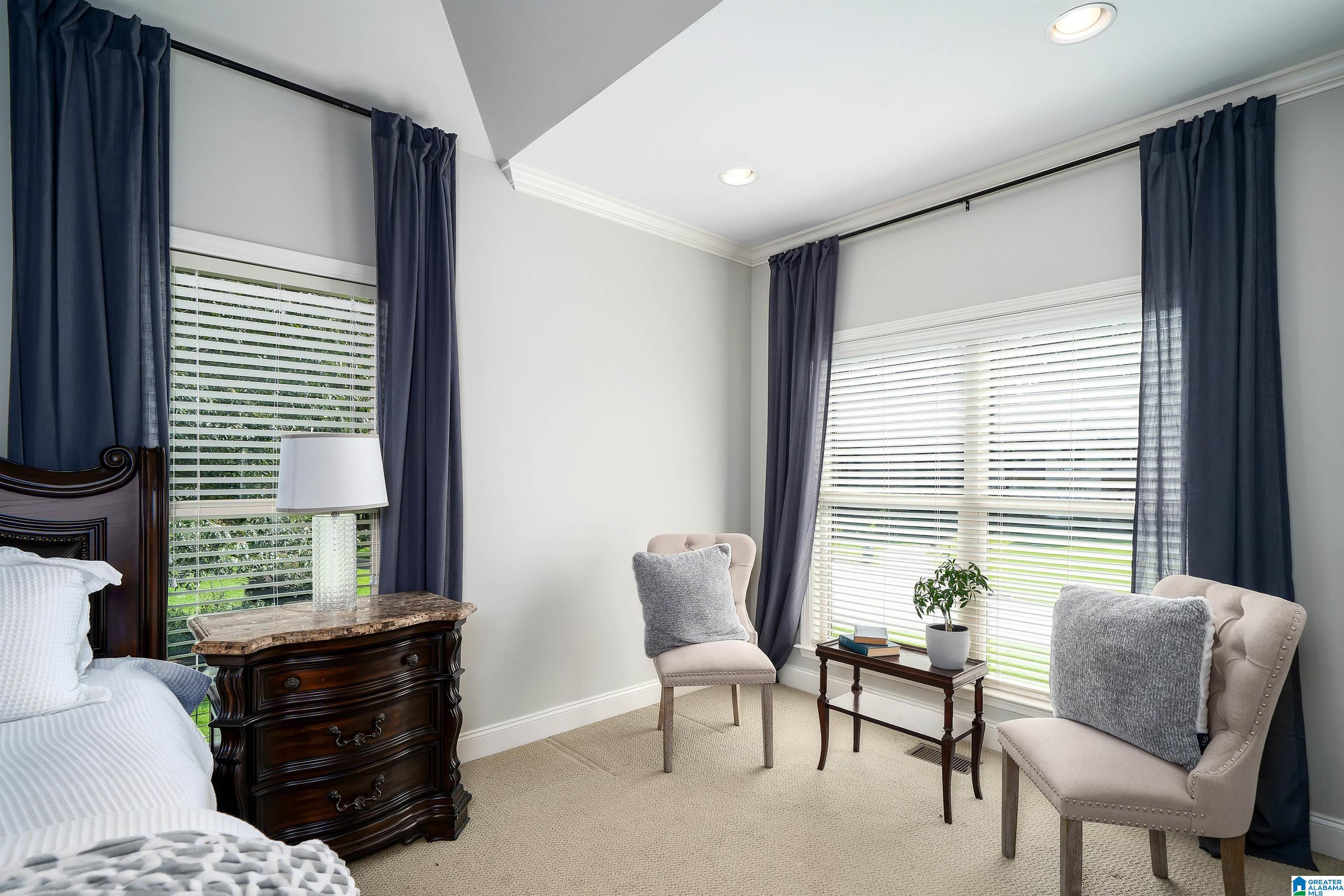 3588 LAKEFRONT TRAIL