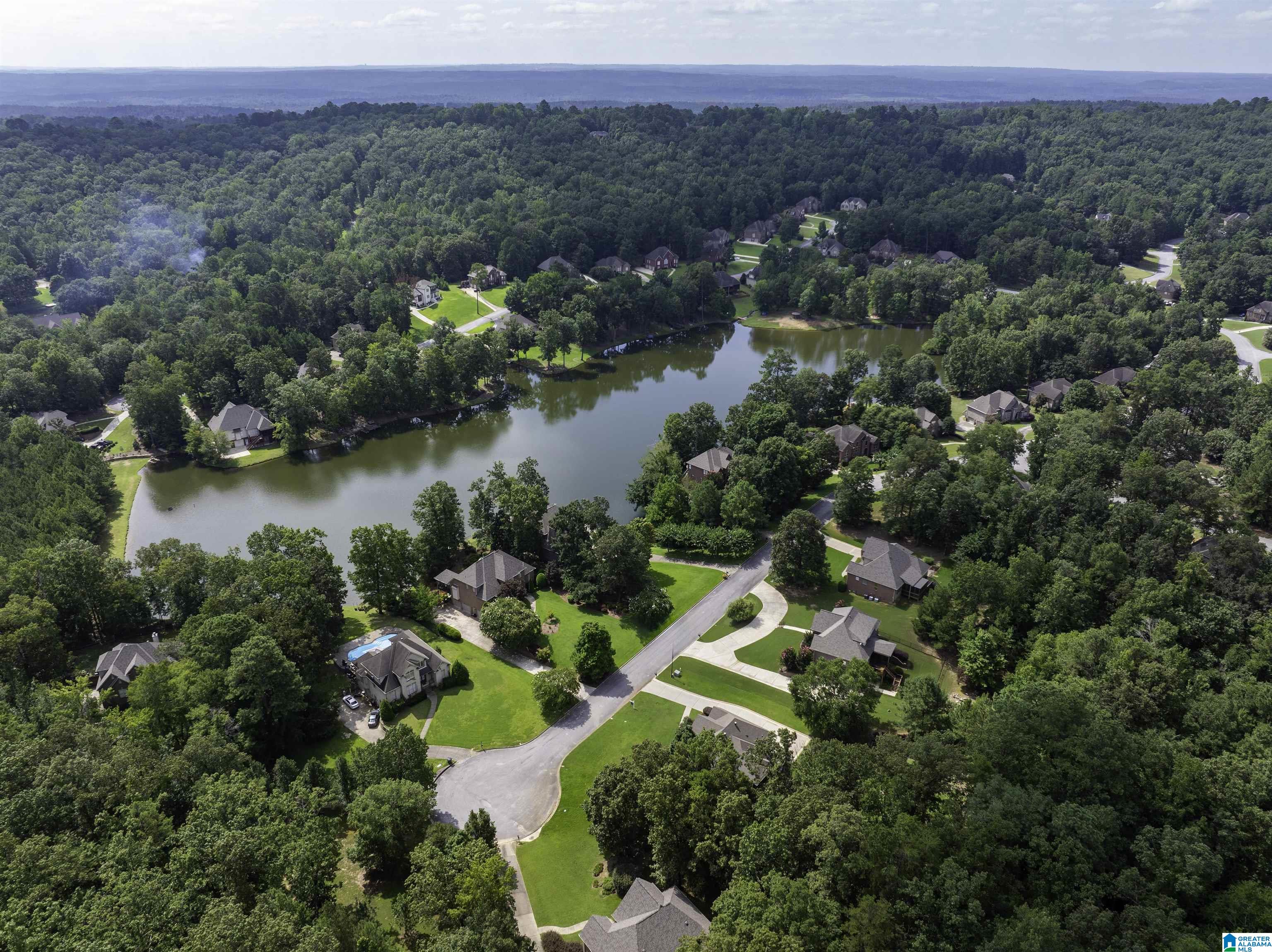 3588 LAKEFRONT TRAIL