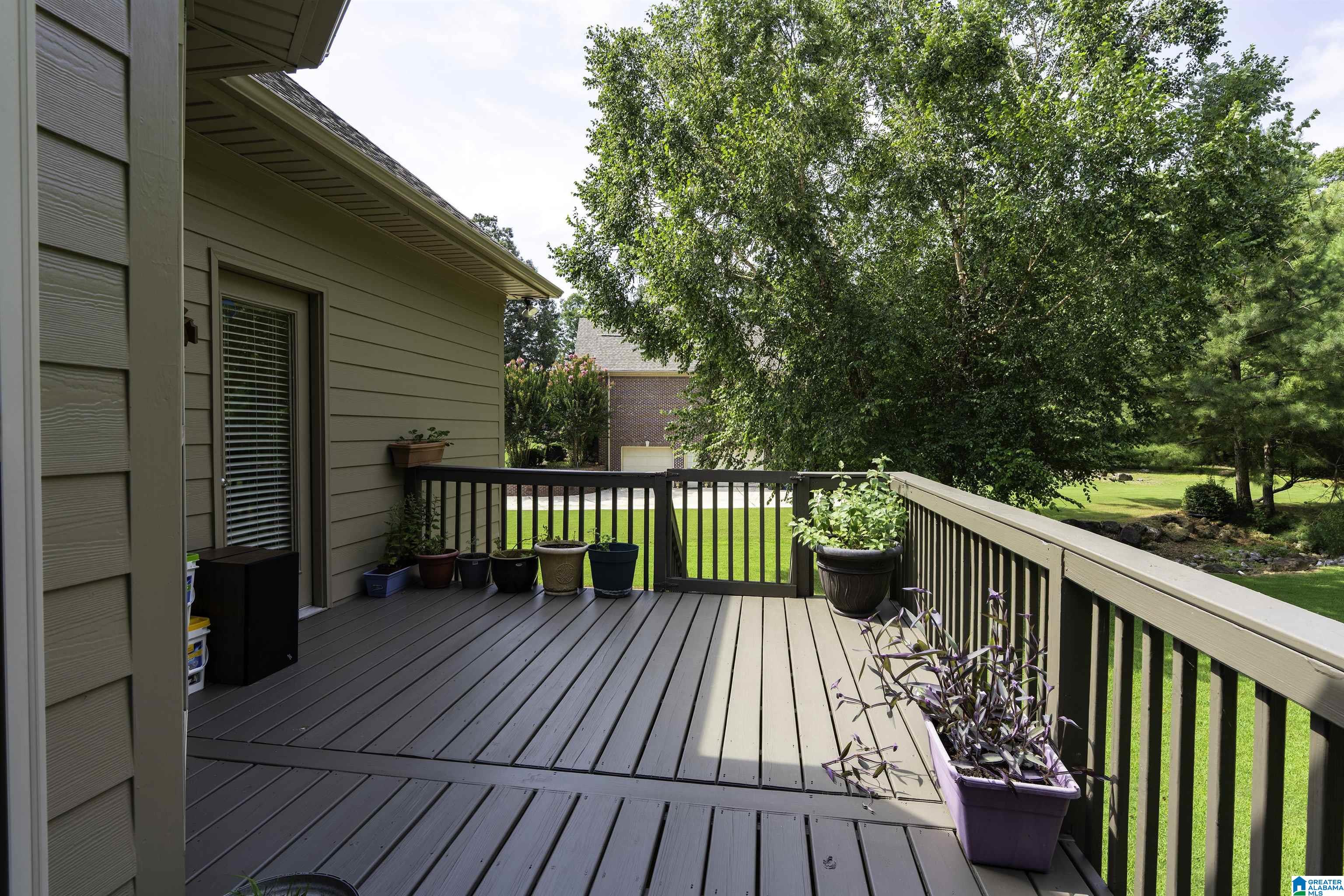 3588 LAKEFRONT TRAIL