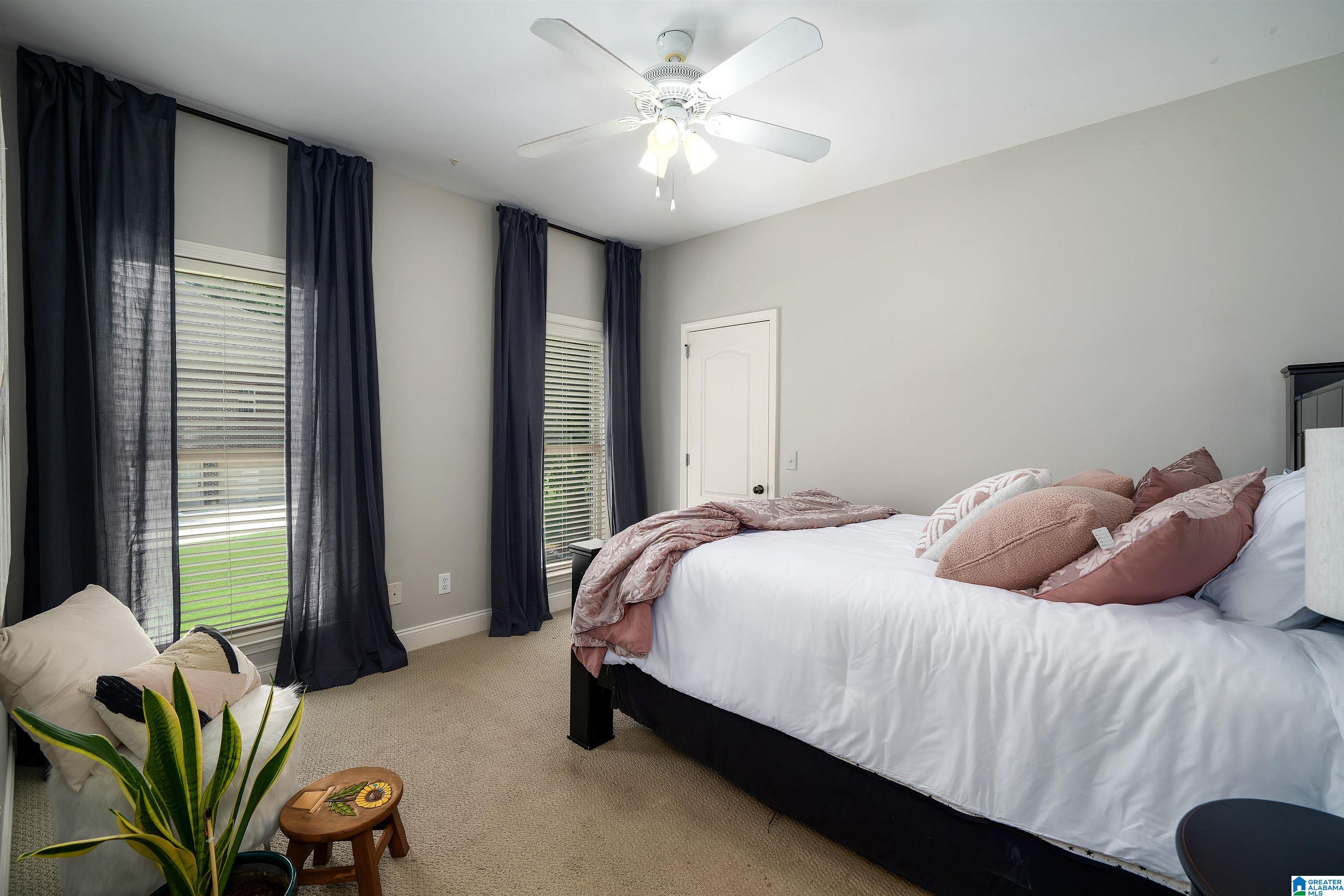 3588 LAKEFRONT TRAIL