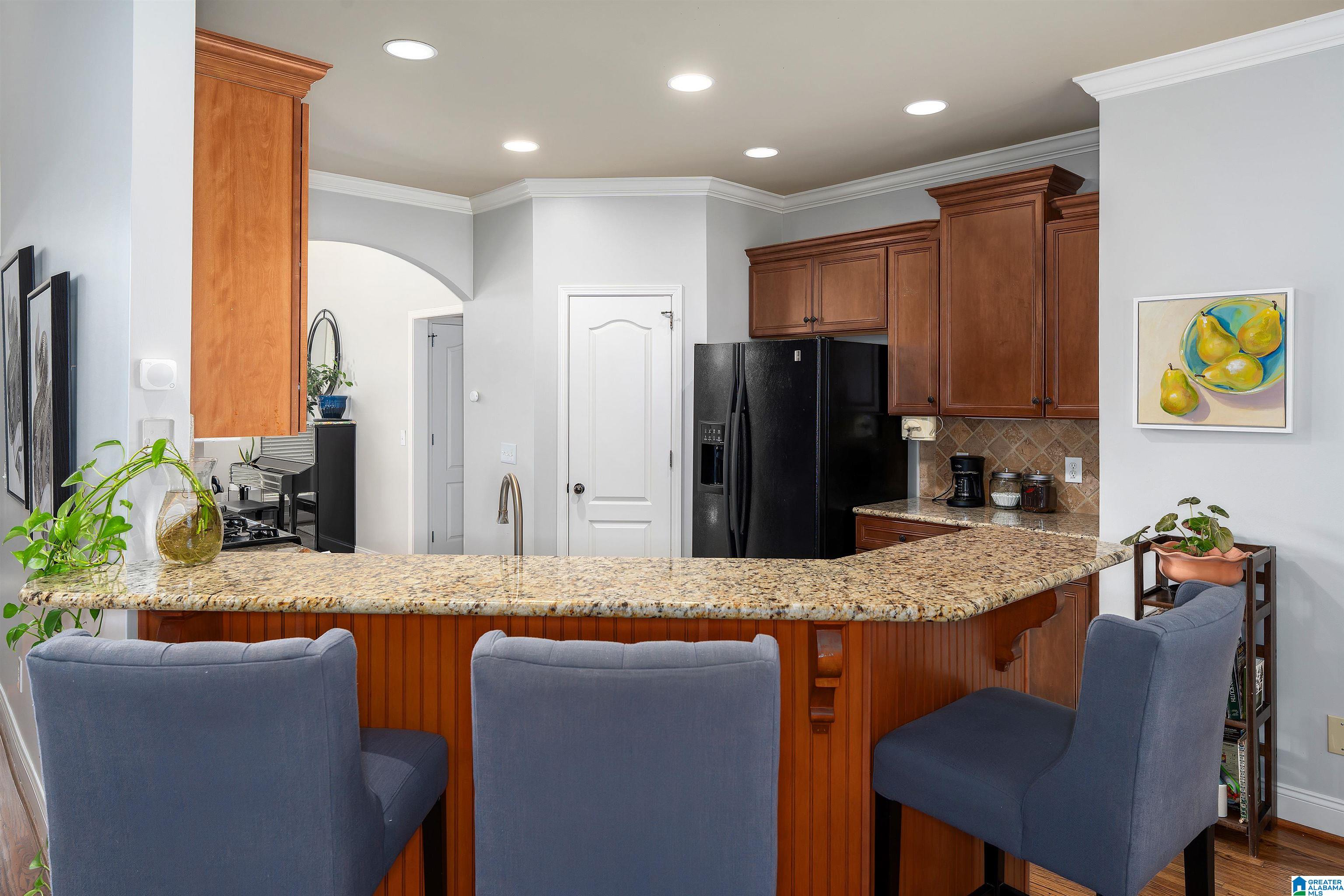 3588 LAKEFRONT TRAIL