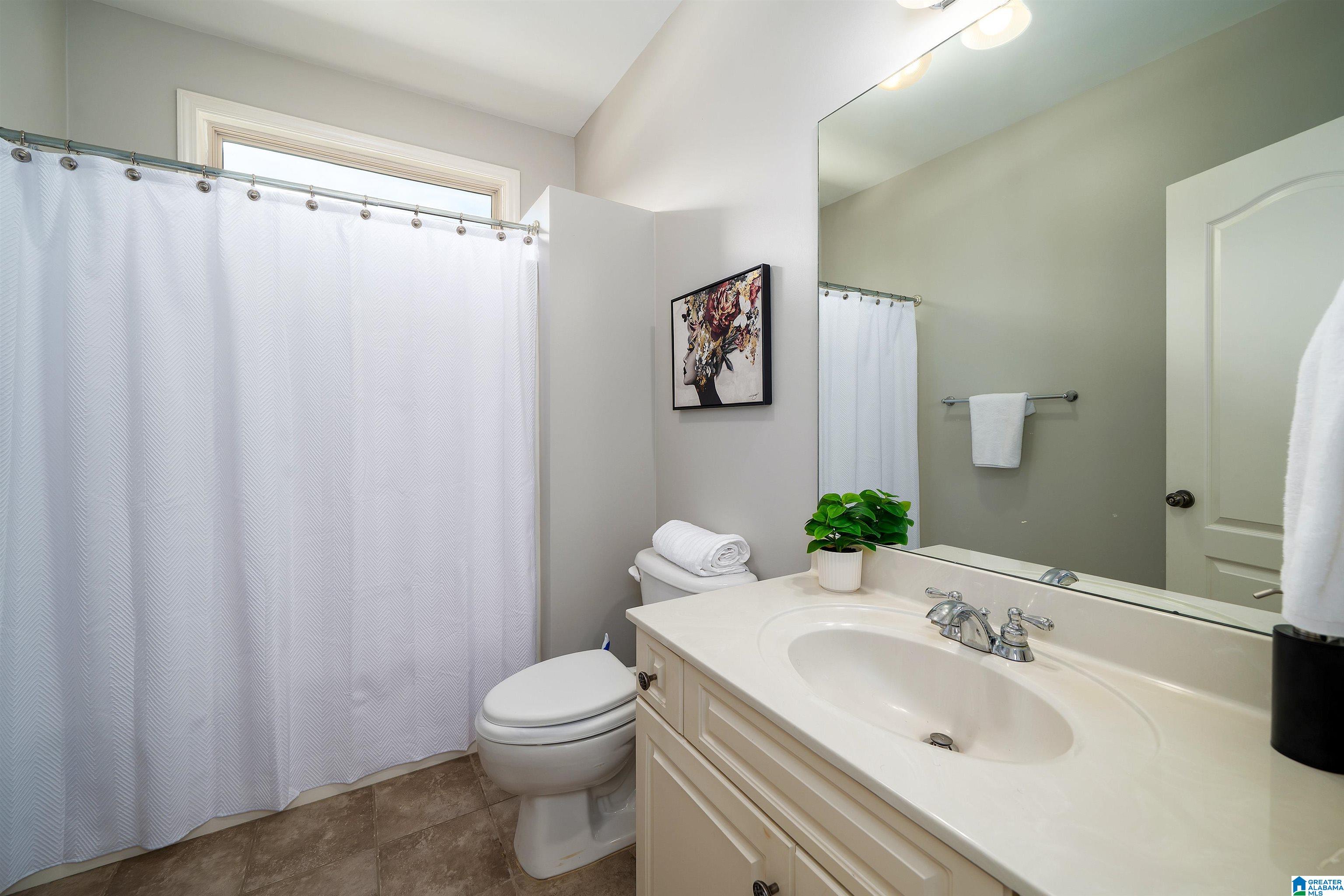 3588 LAKEFRONT TRAIL